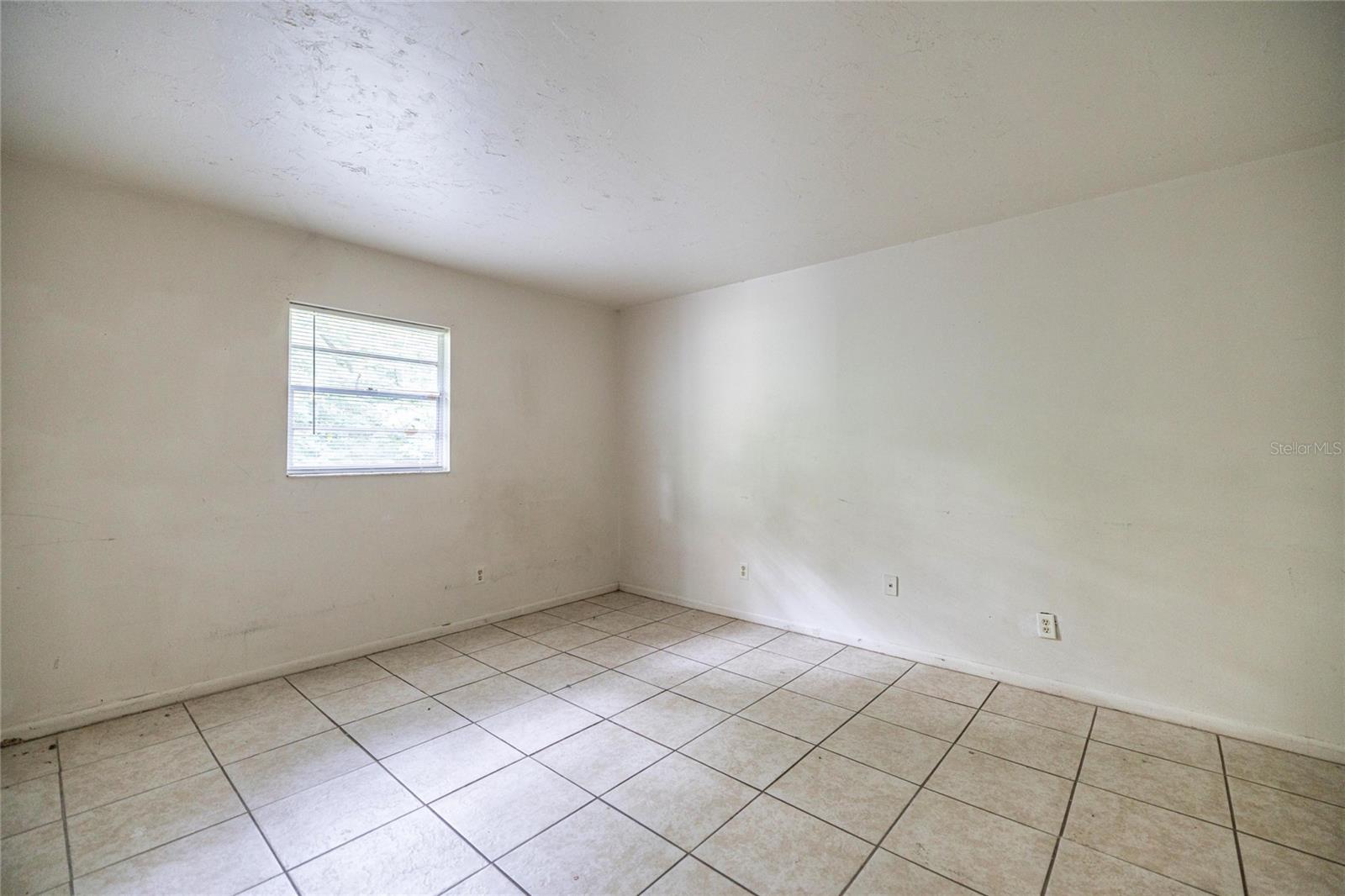 2931 SE 52ND ALL UNITS AVE
