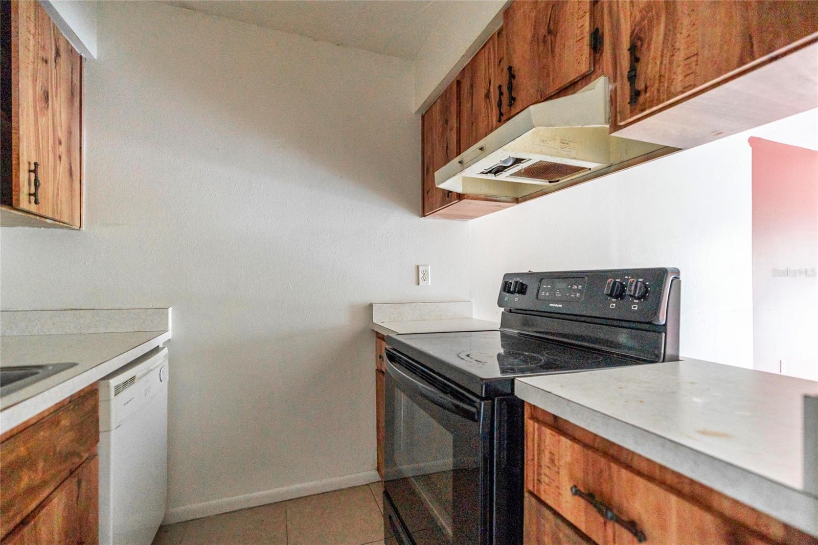 2931 SE 52ND ALL UNITS AVE