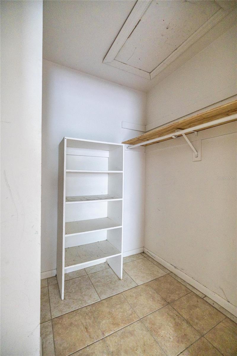 2931 SE 52ND ALL UNITS AVE