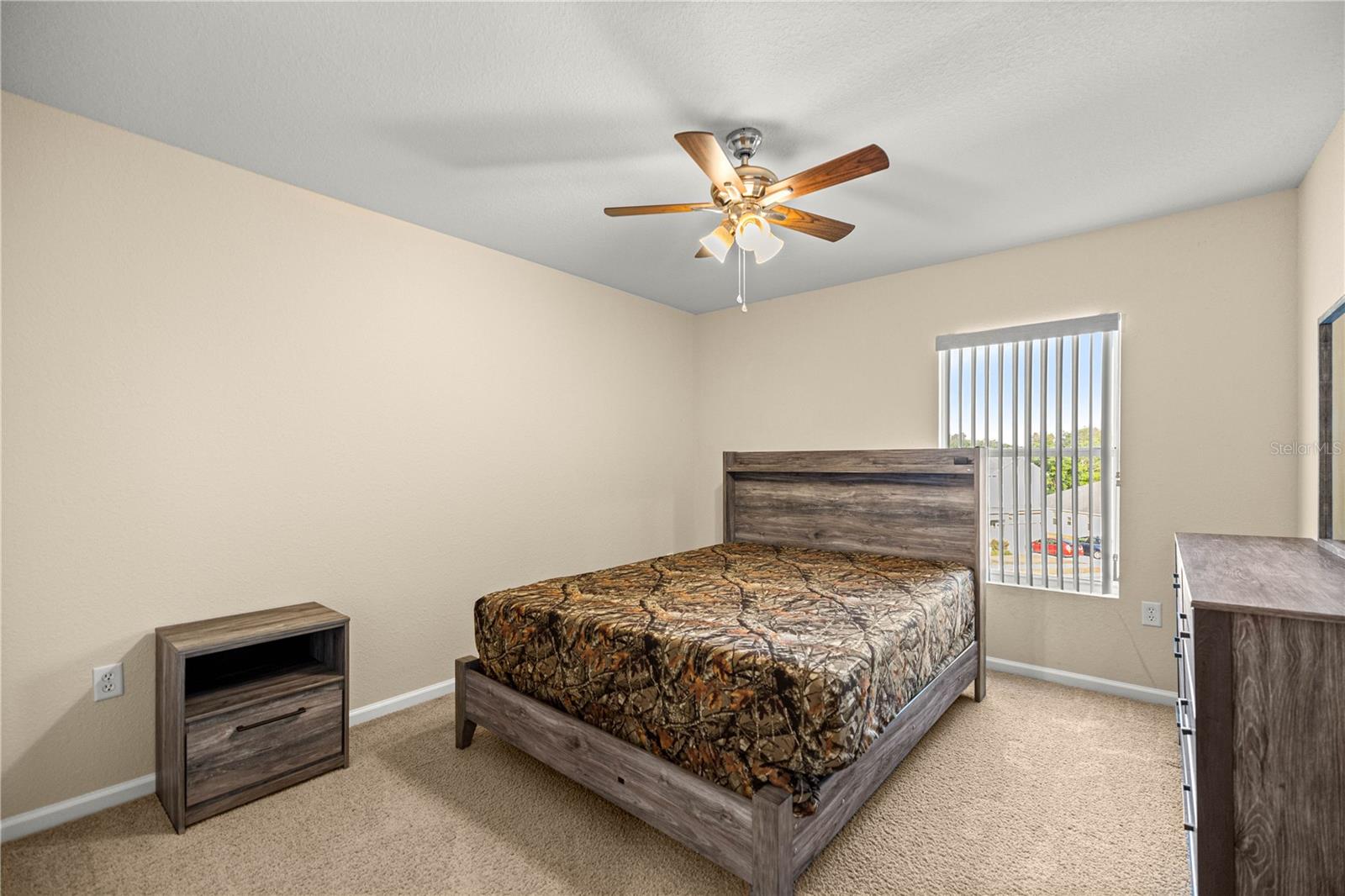5438 SW 49TH AVE