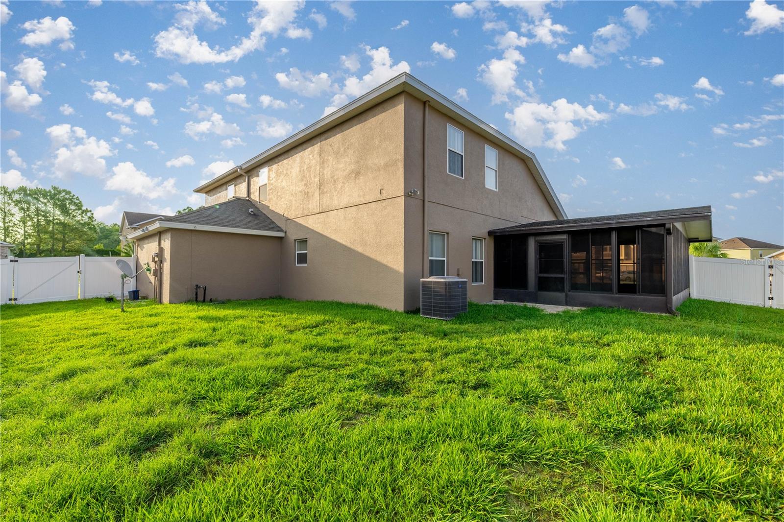 5438 SW 49TH AVE