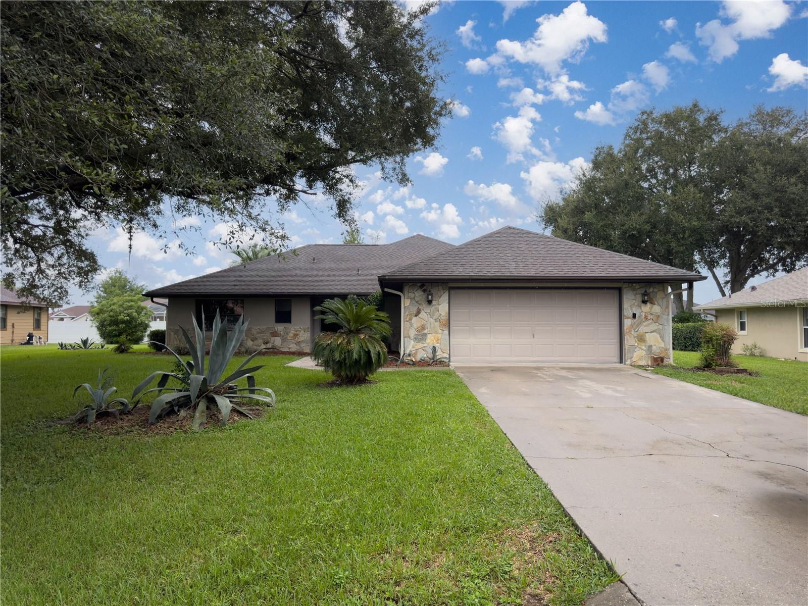 8072 SW 54TH CT