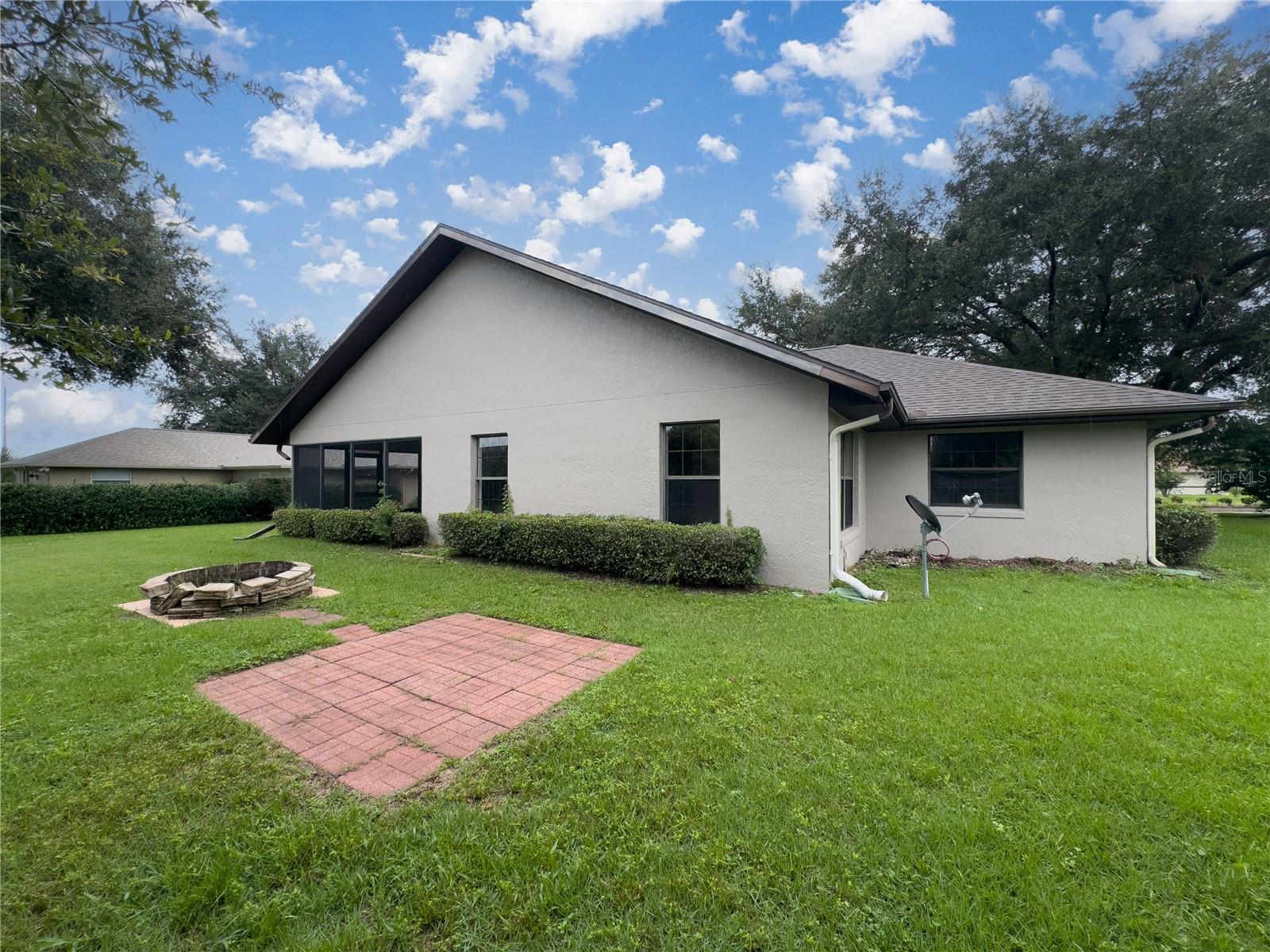 8072 SW 54TH CT