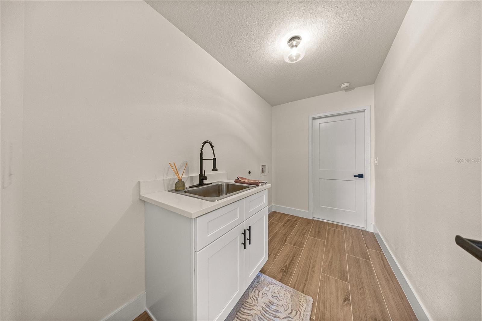 12 DOGWOOD LOOP AVE
