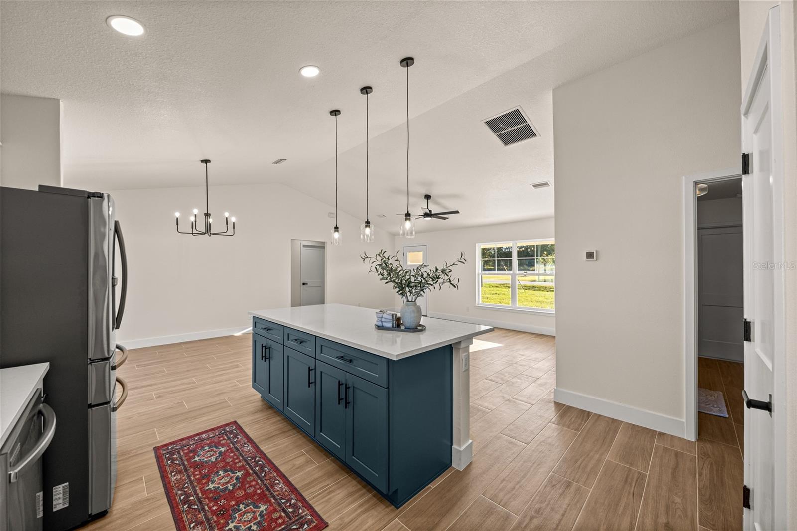 12 DOGWOOD LOOP AVE