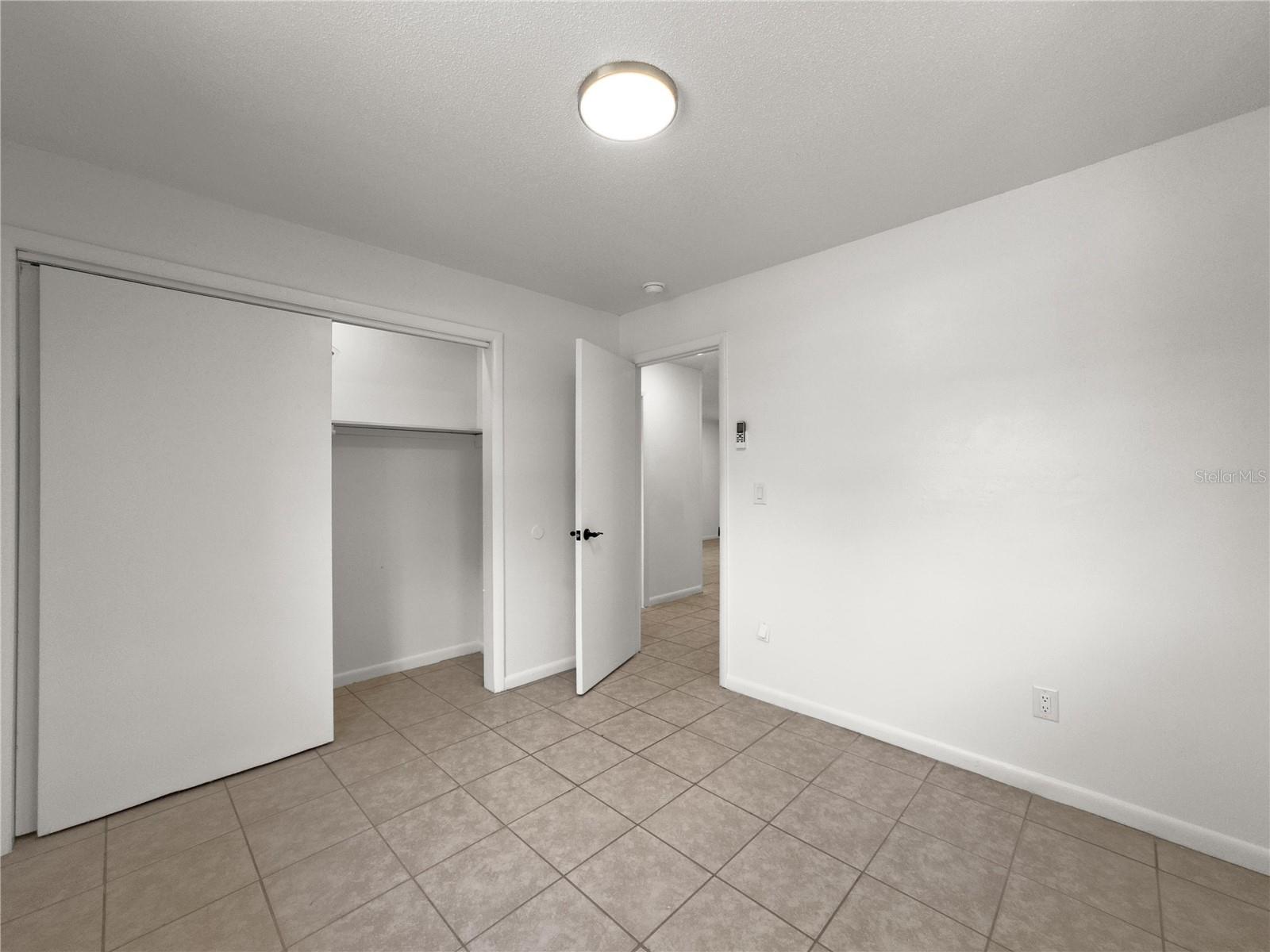403 NE 26TH CT