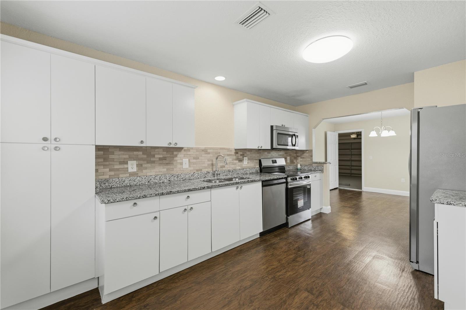 648 MARION OAKS BLVD