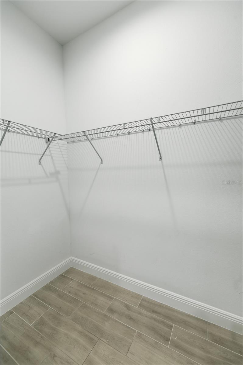 4590 SW 172ND STREET RD