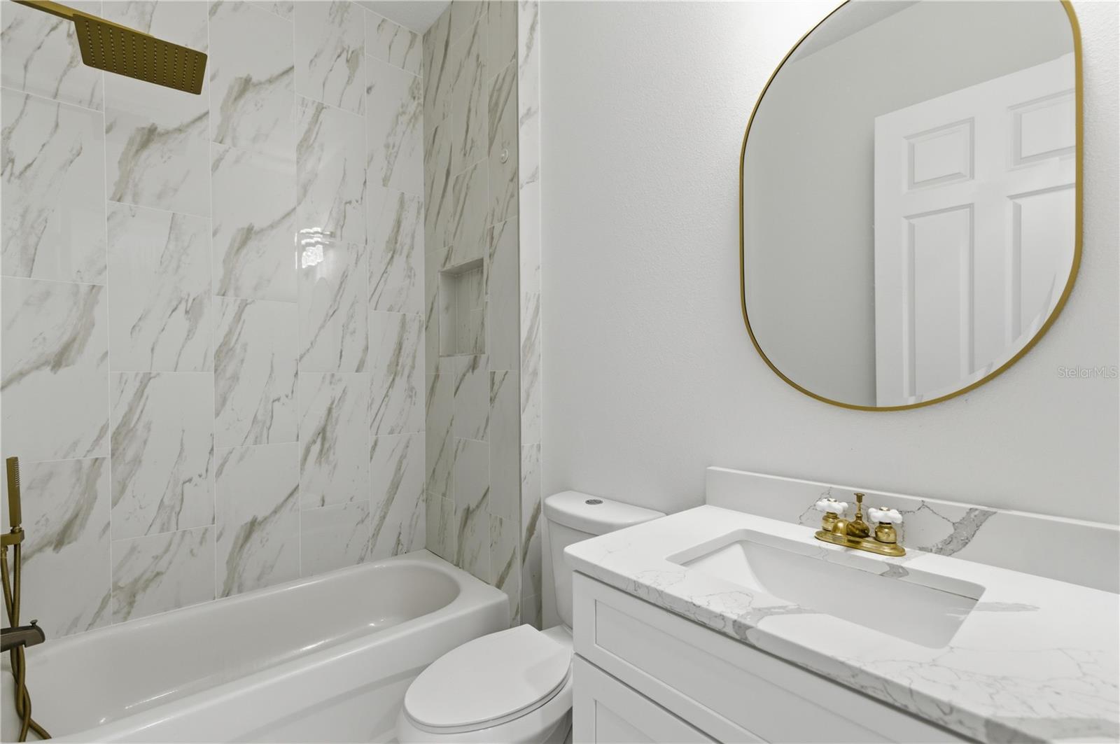 4590 SW 172ND STREET RD