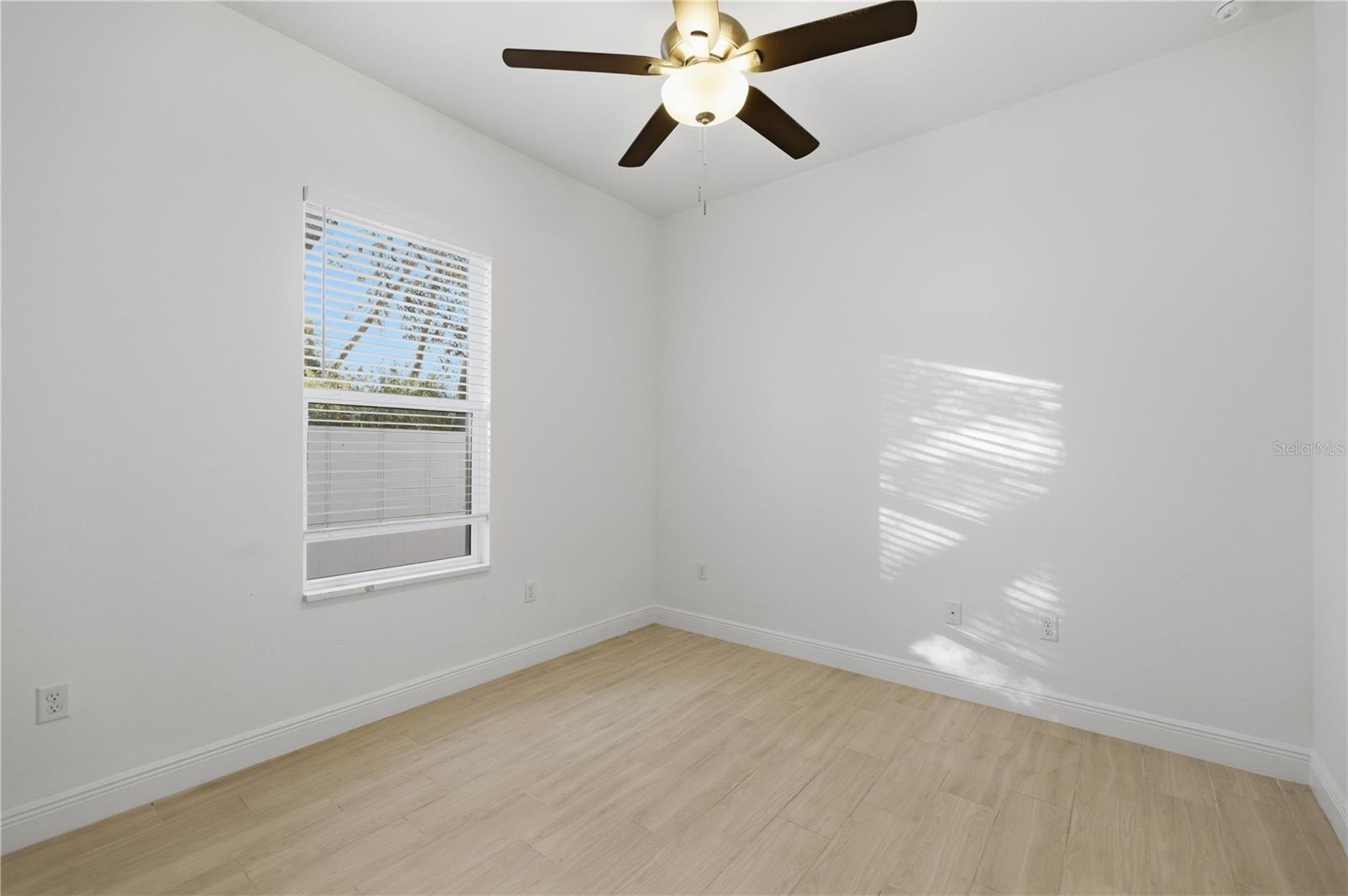 4590 SW 172ND STREET RD