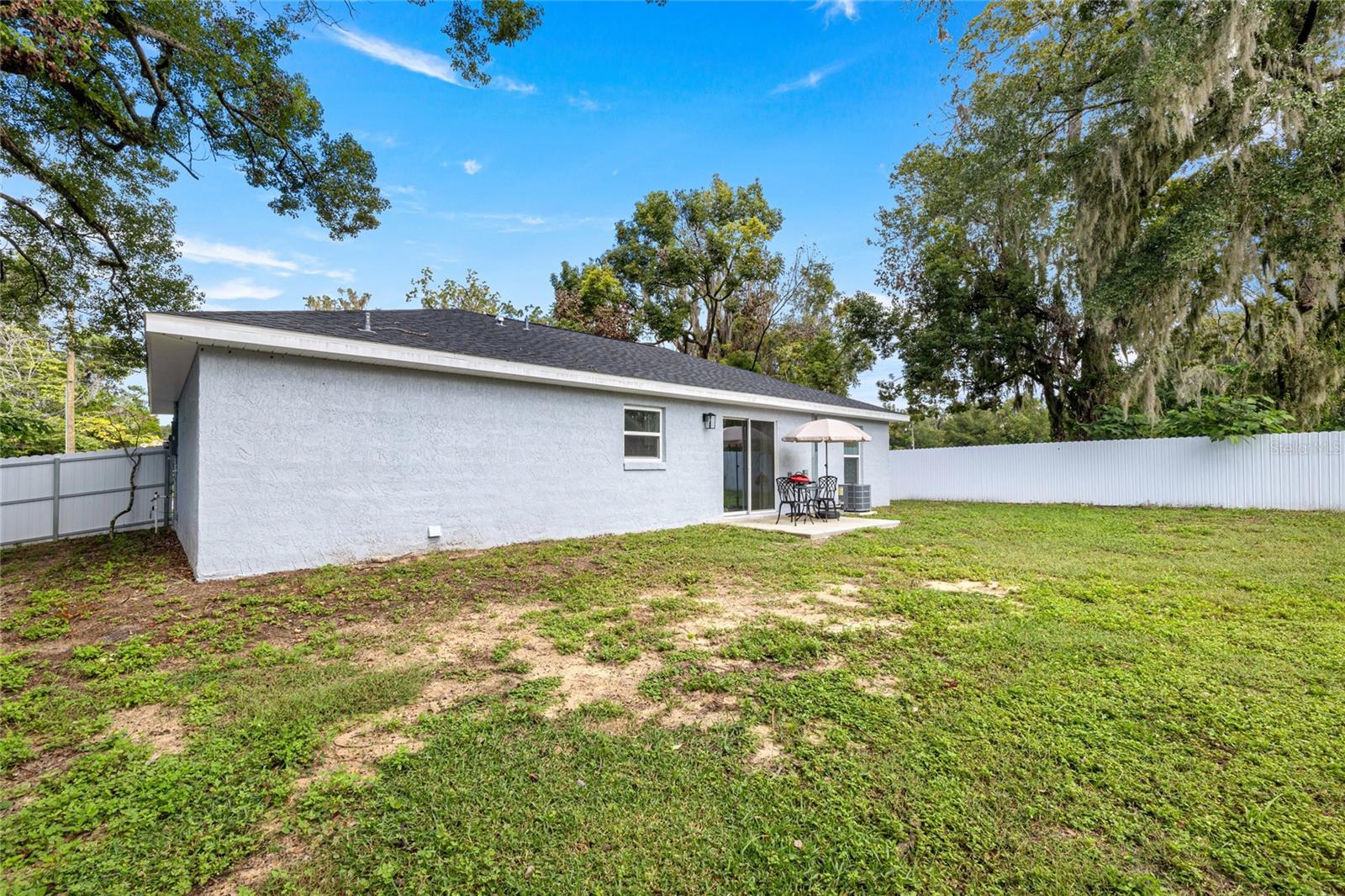 714 NW 1ST ST
