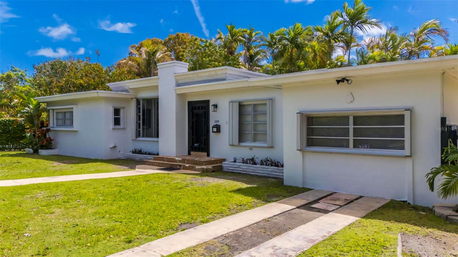 2300 SW 24TH ST