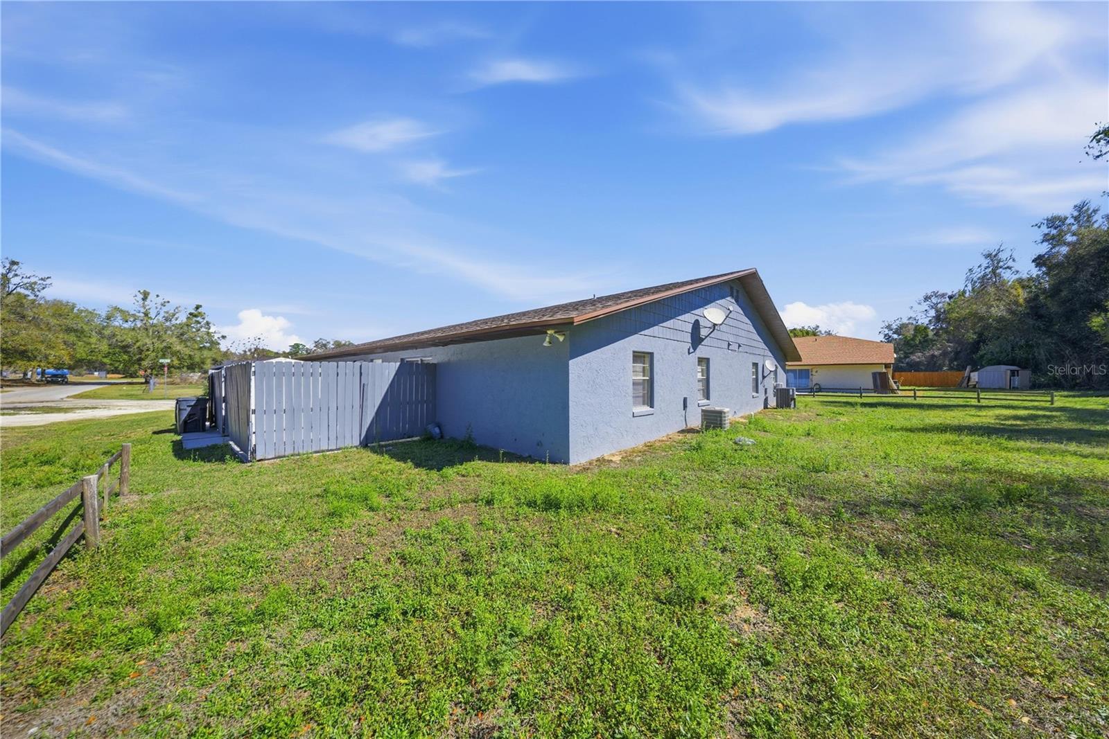 1836 SW 109TH PL
