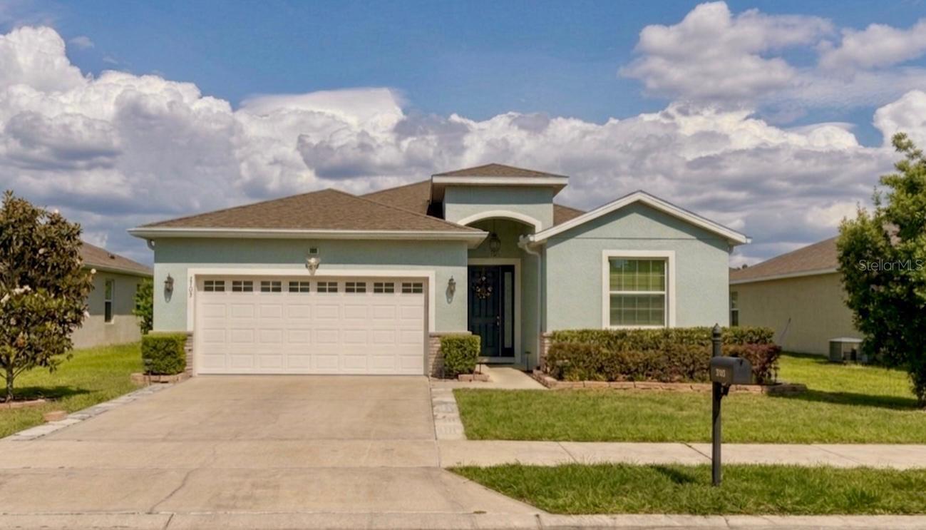 5703 SW 50TH AVE