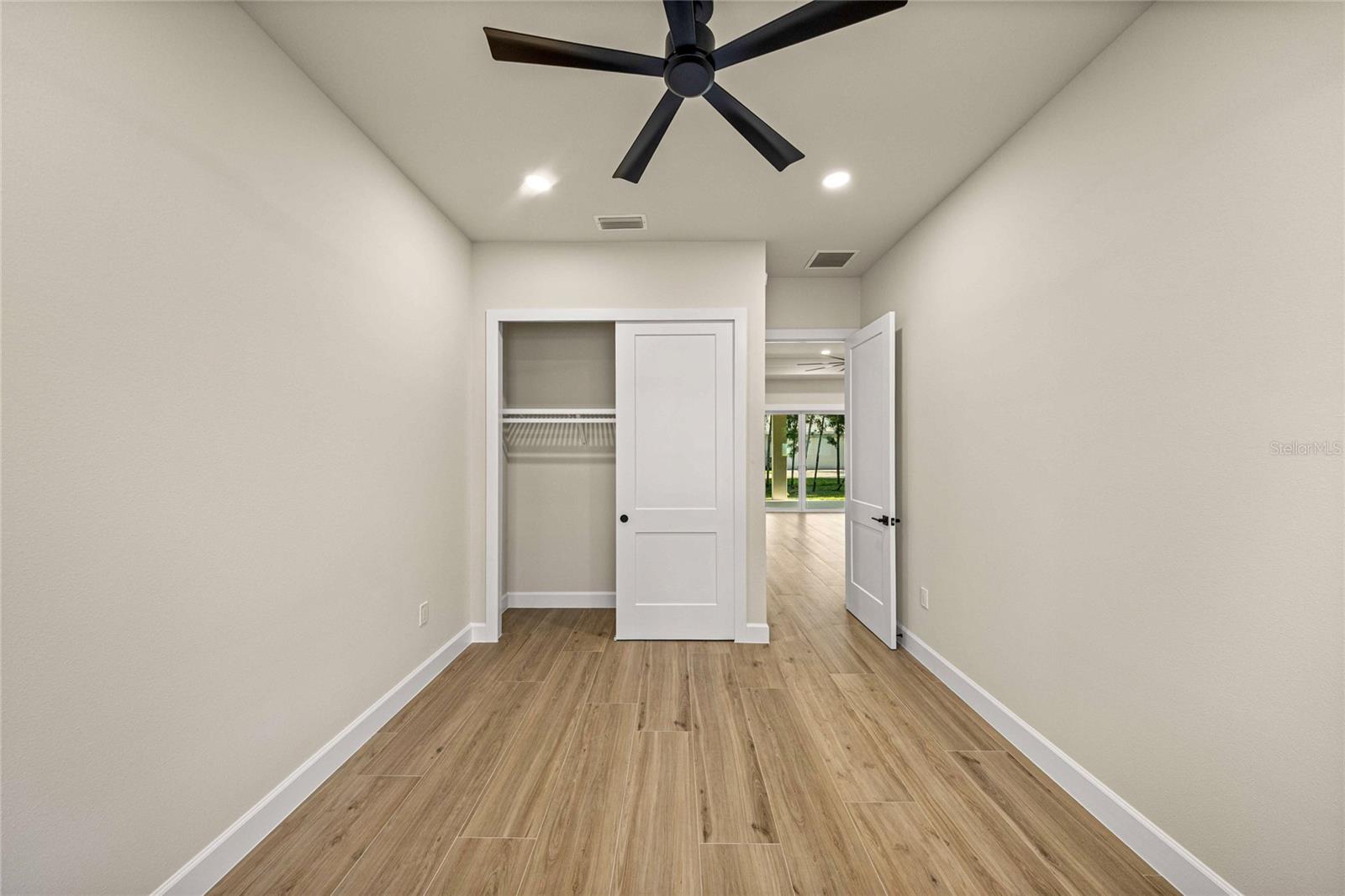 2120 SE 41ST AVE SE 41ST AVE