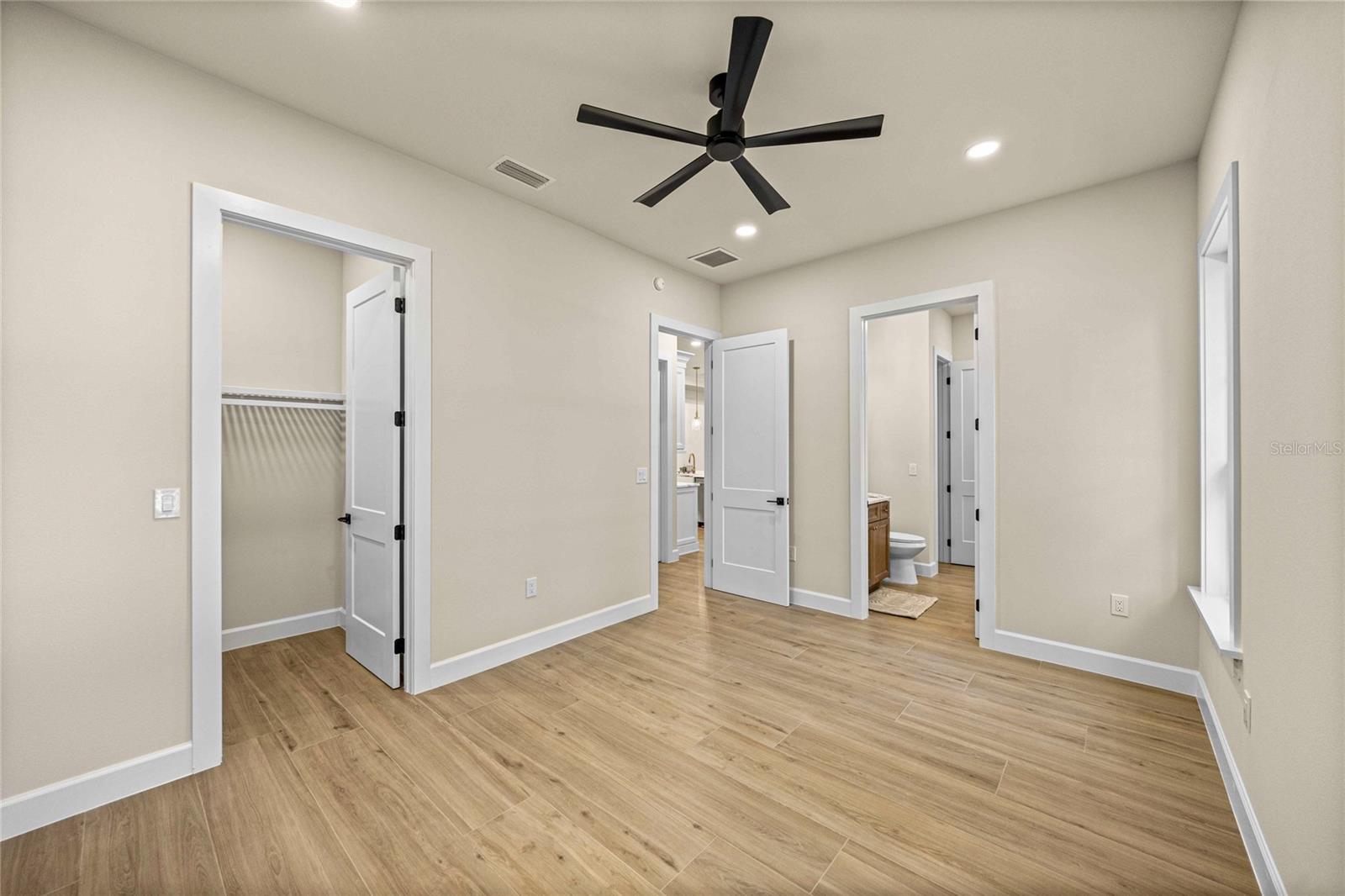 2120 SE 41ST AVE SE 41ST AVE