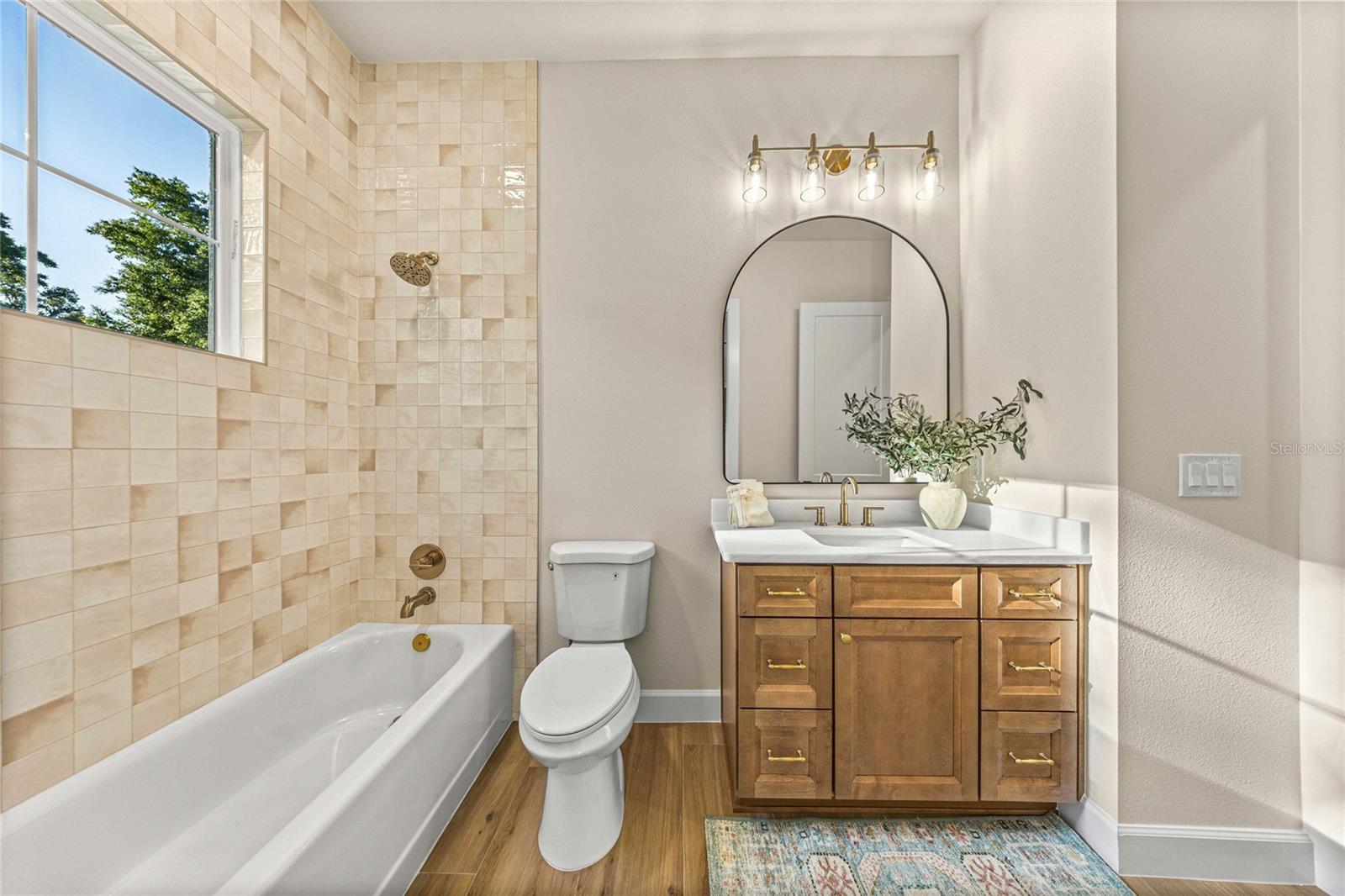 2120 SE 41ST AVE SE 41ST AVE