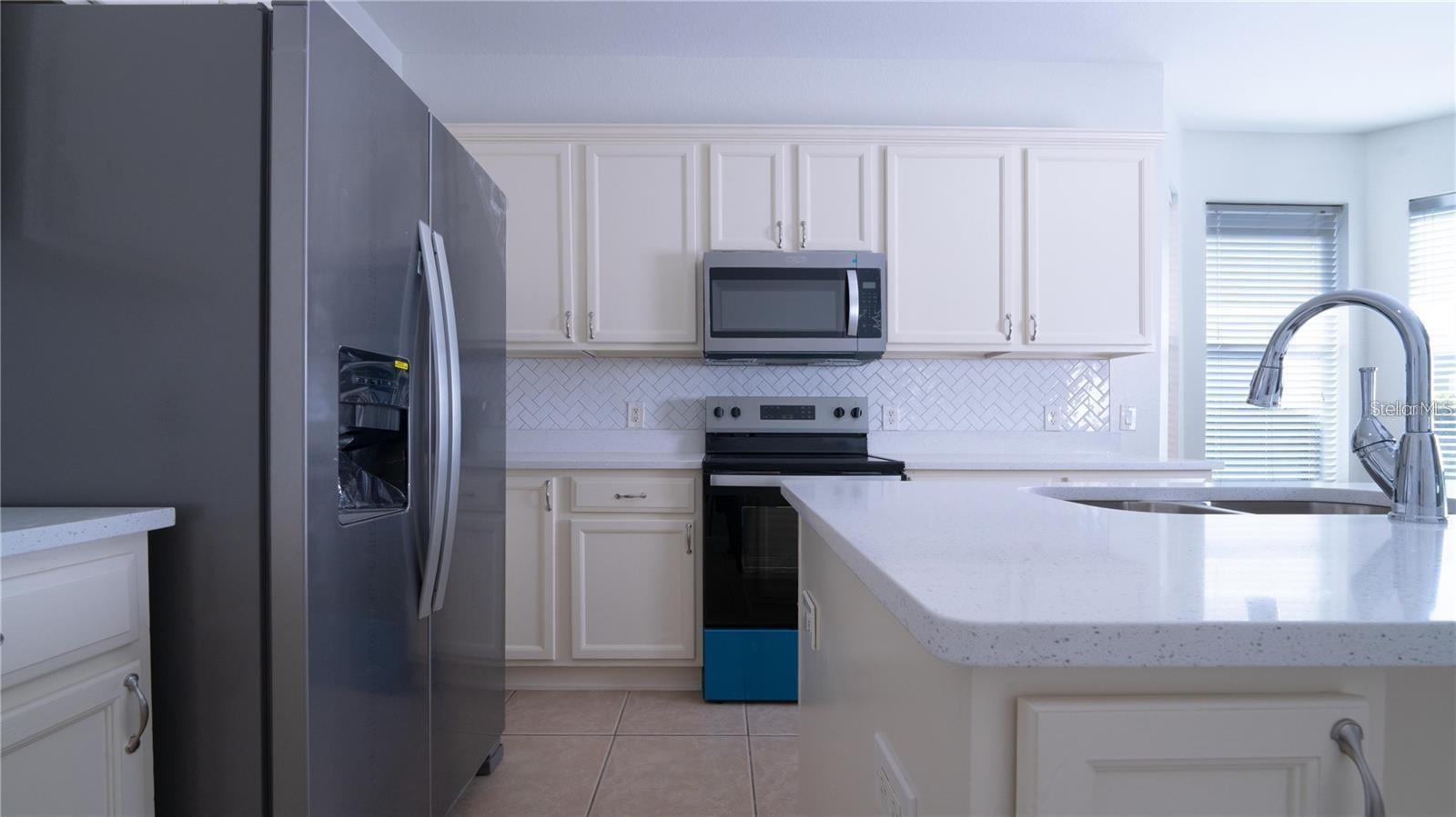 4098 SW 51 TER