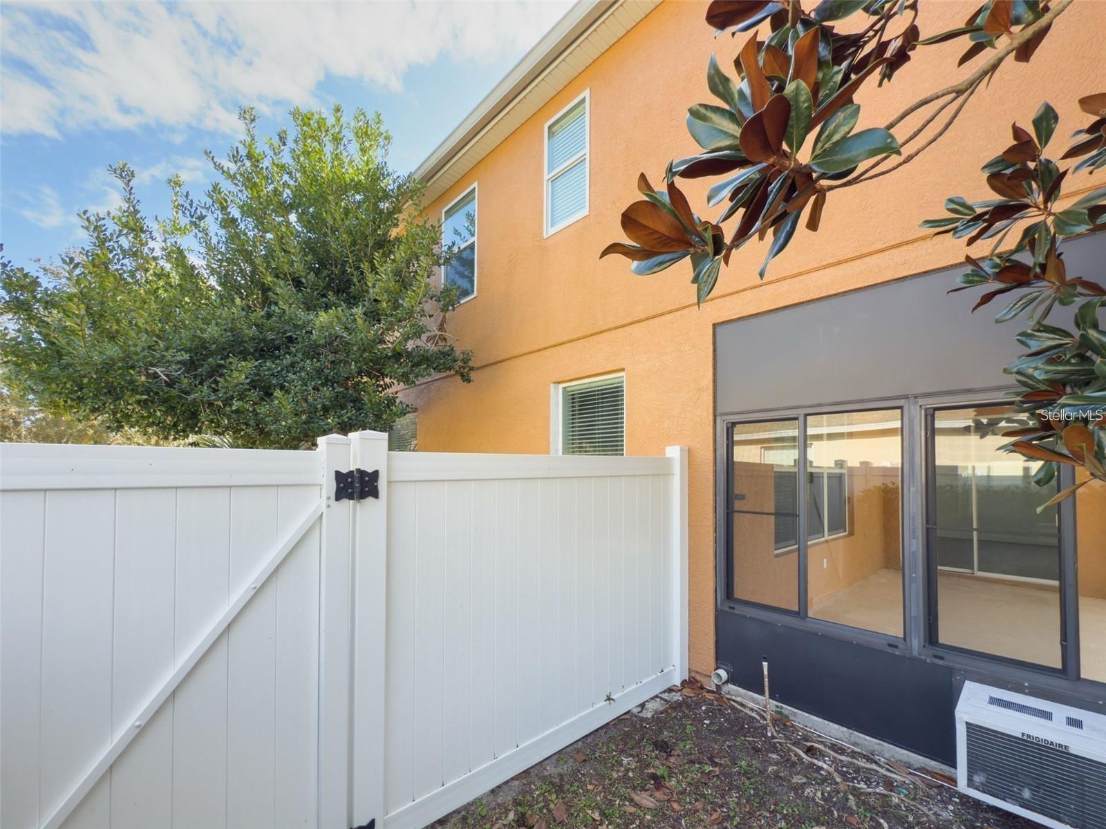 4098 SW 51 TER