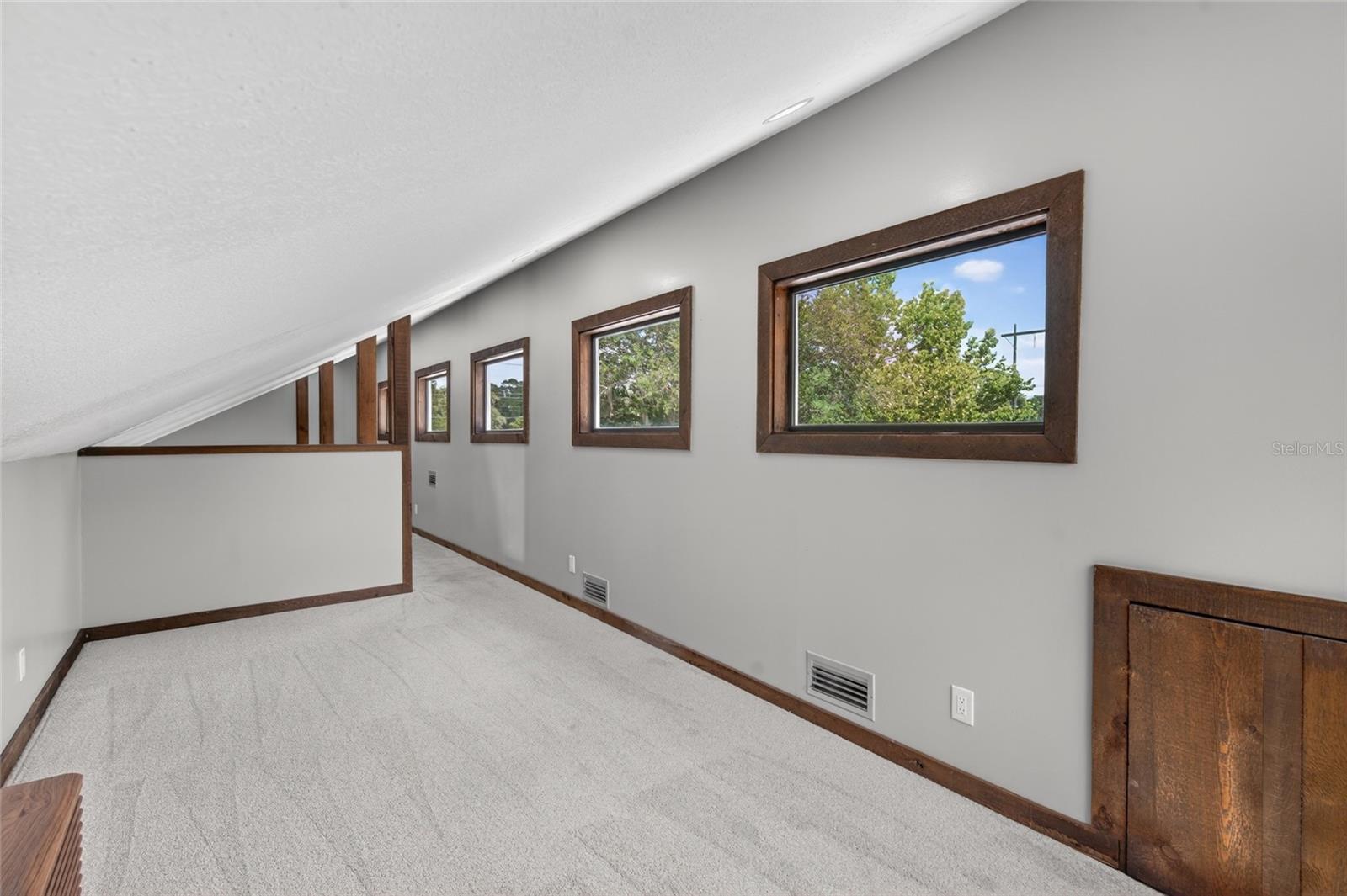 536 NE 43RD CT