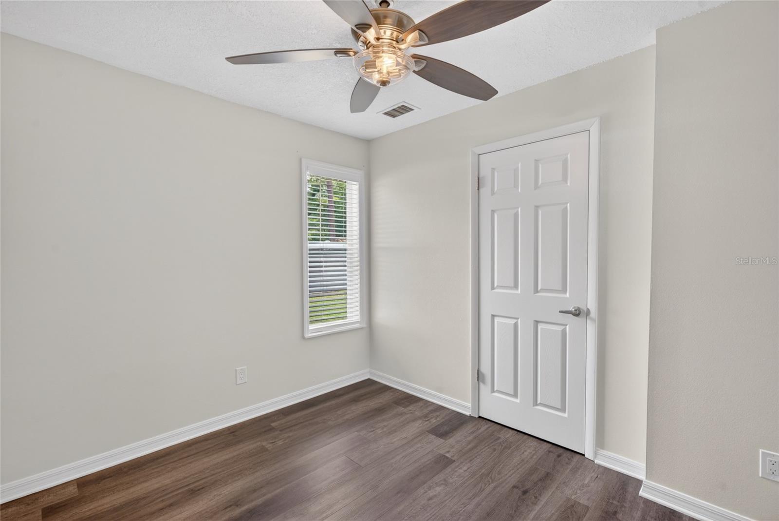 536 NE 43RD CT