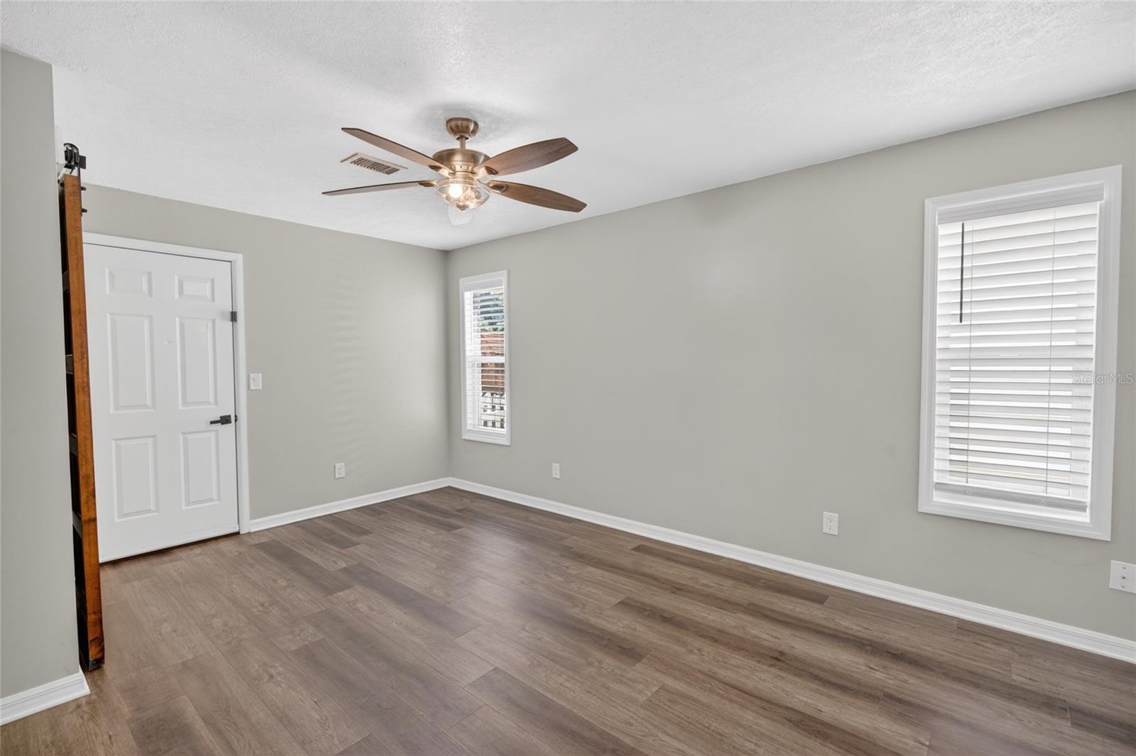 536 NE 43RD CT
