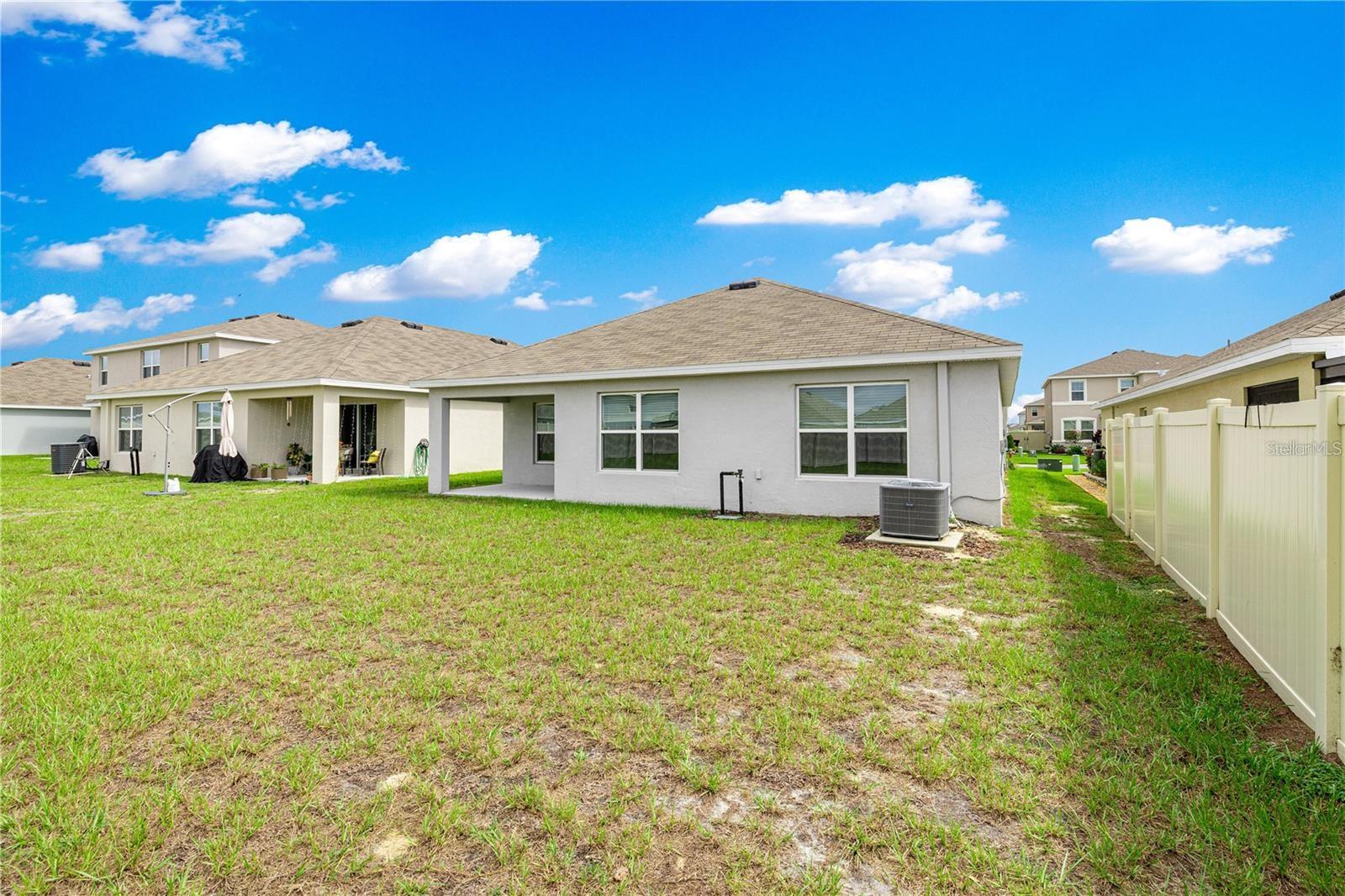 8904 SW 50TH TER