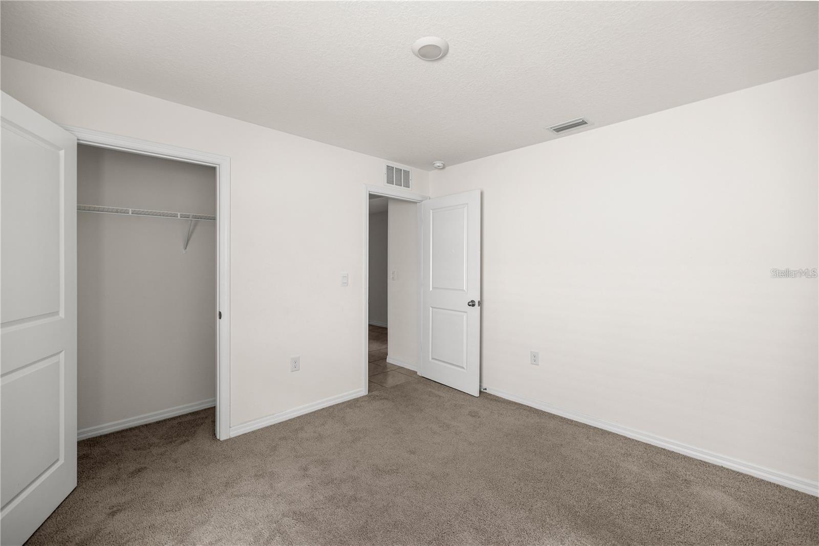8904 SW 50TH TER