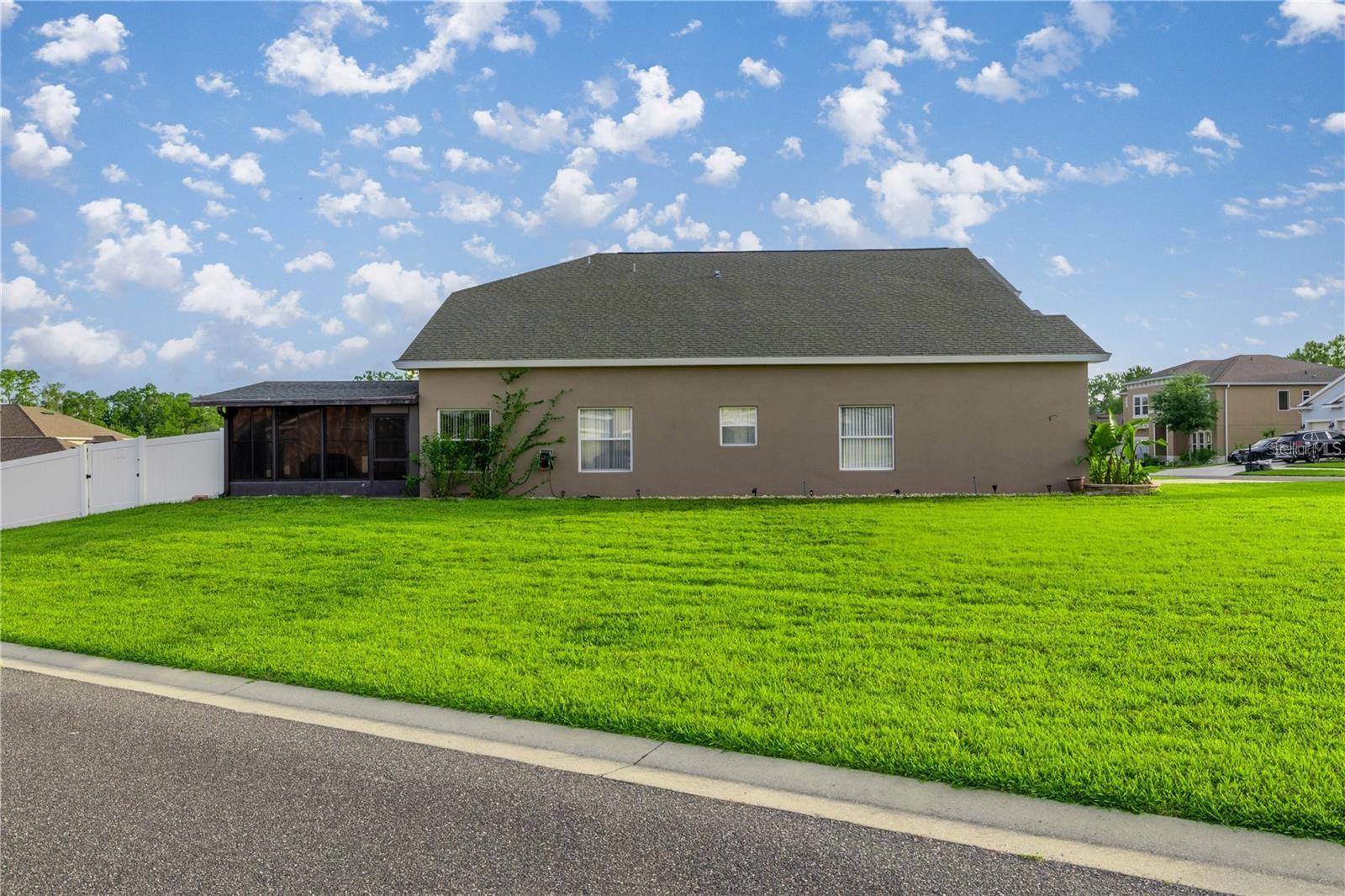 5438 SW 49TH AVE
