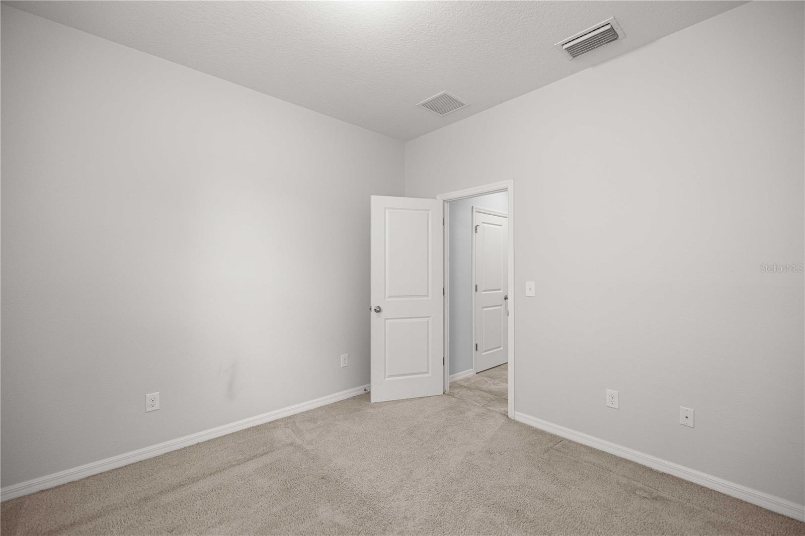 5649 SW 50TH AVE