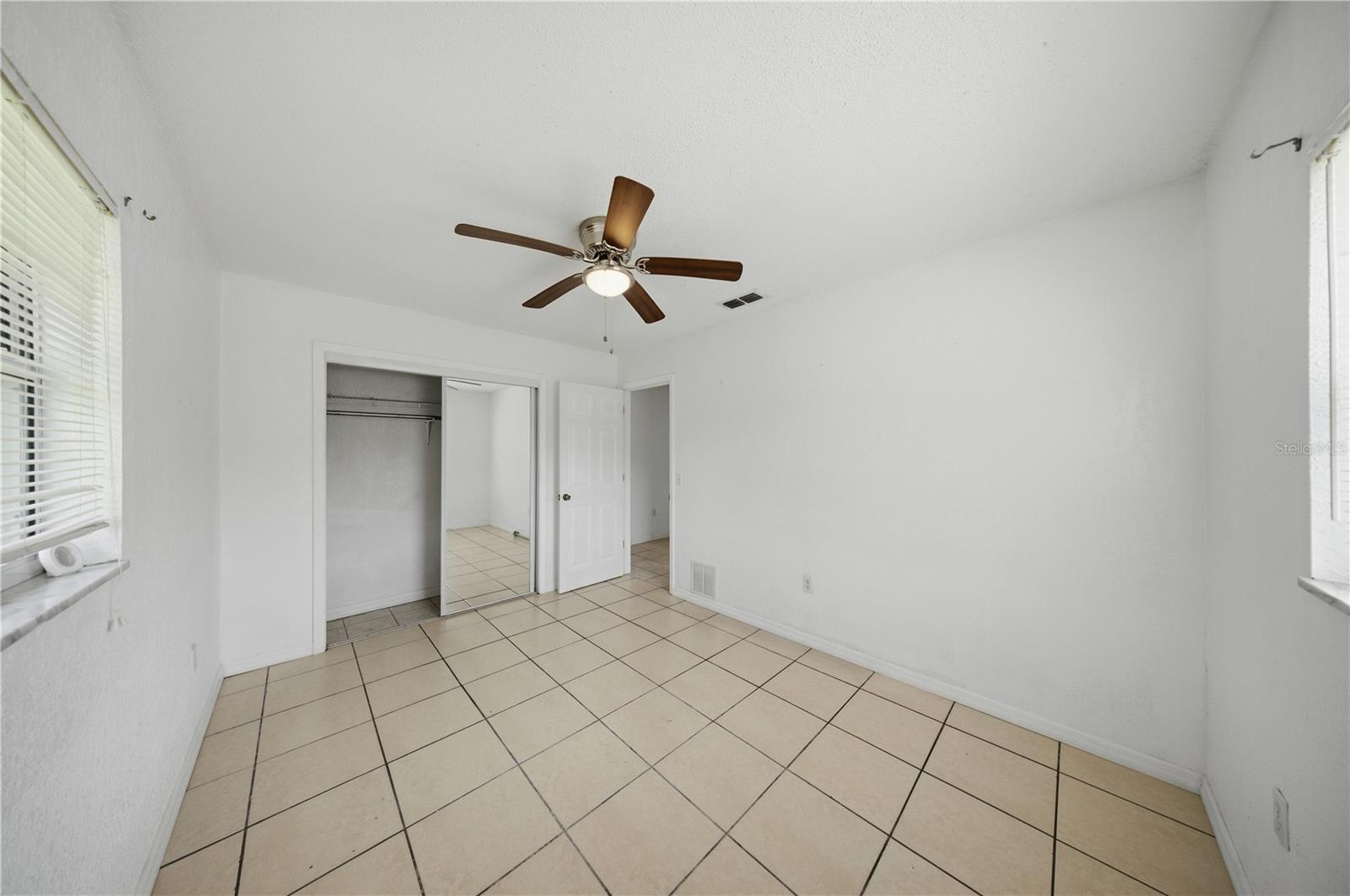 421 NE 26TH CT