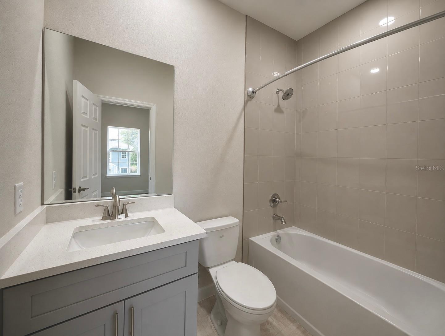 2540 NW 2 ST #206