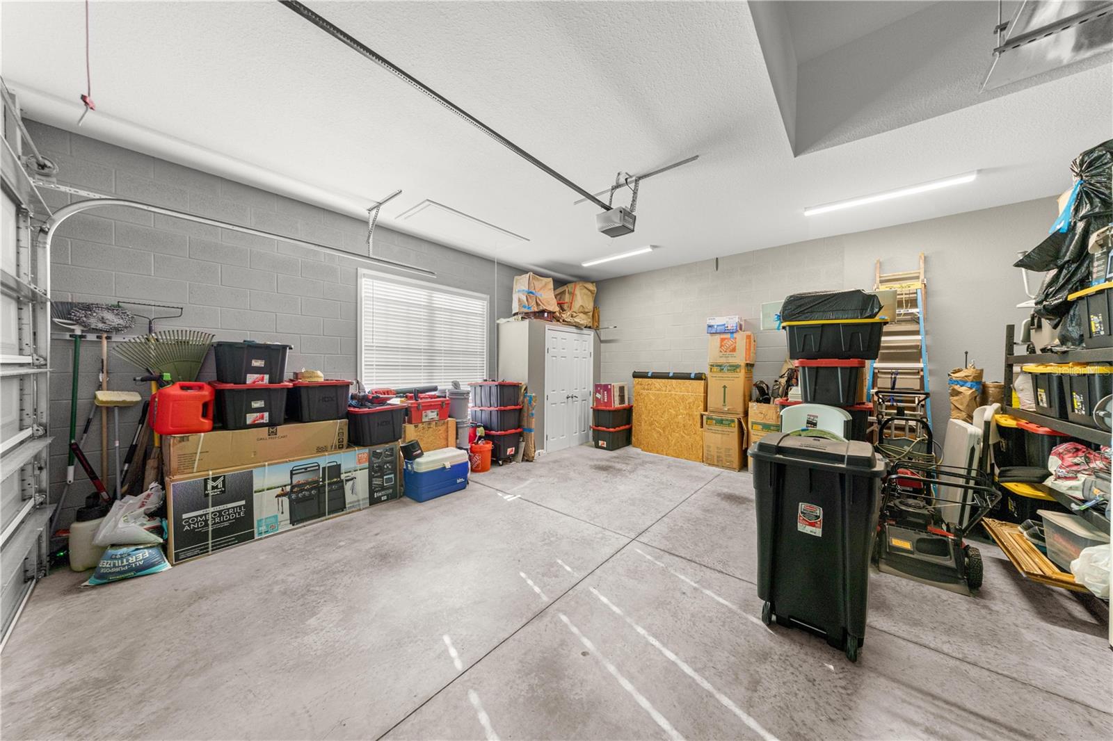 2065 NW 79TH LOOP