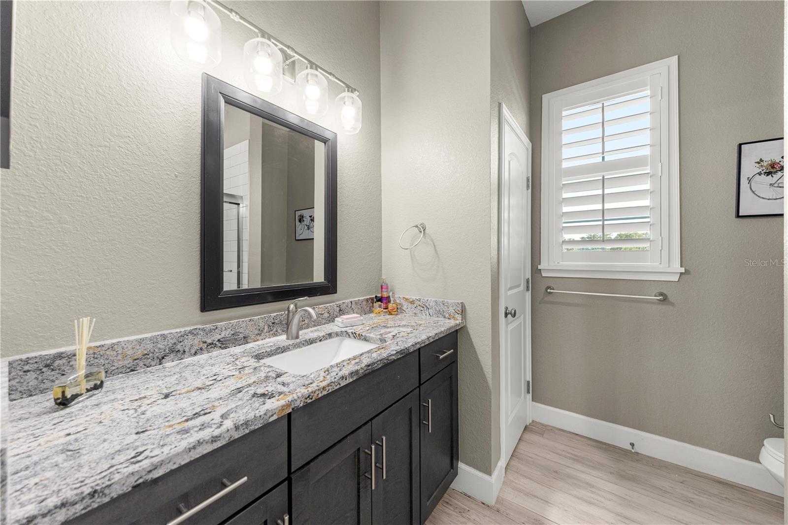 2065 NW 79TH LOOP