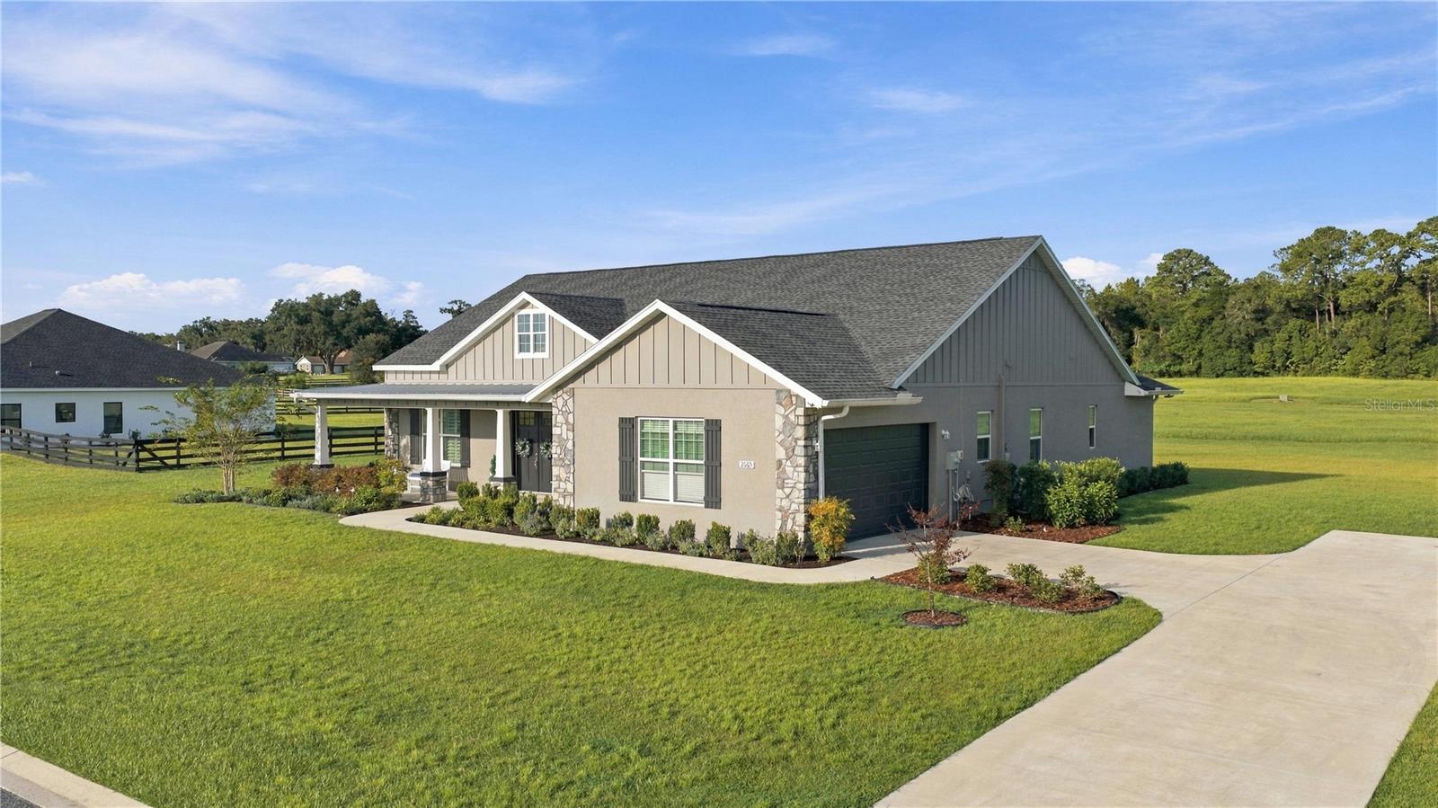 2065 NW 79TH LOOP