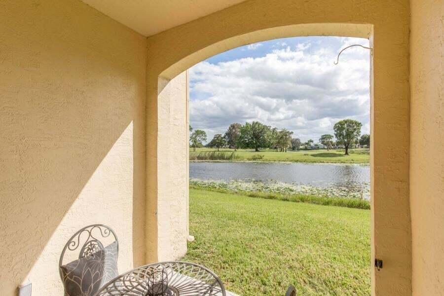 2100 Greenview Shores Boulevard 505