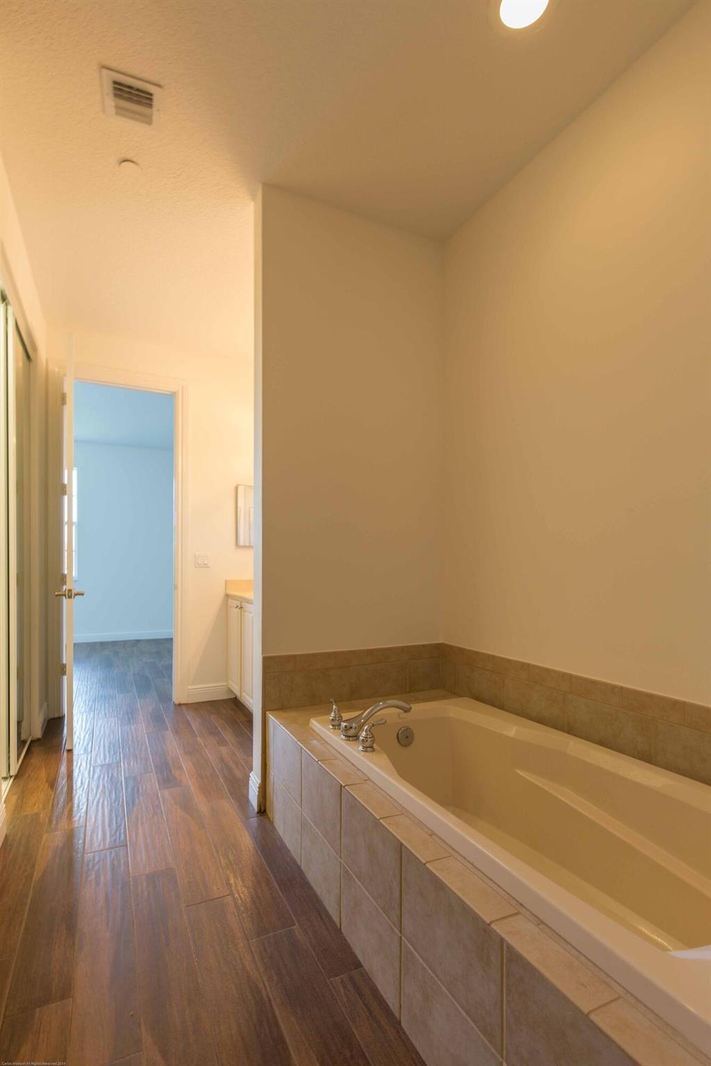 2502 N Dixie Highway 47