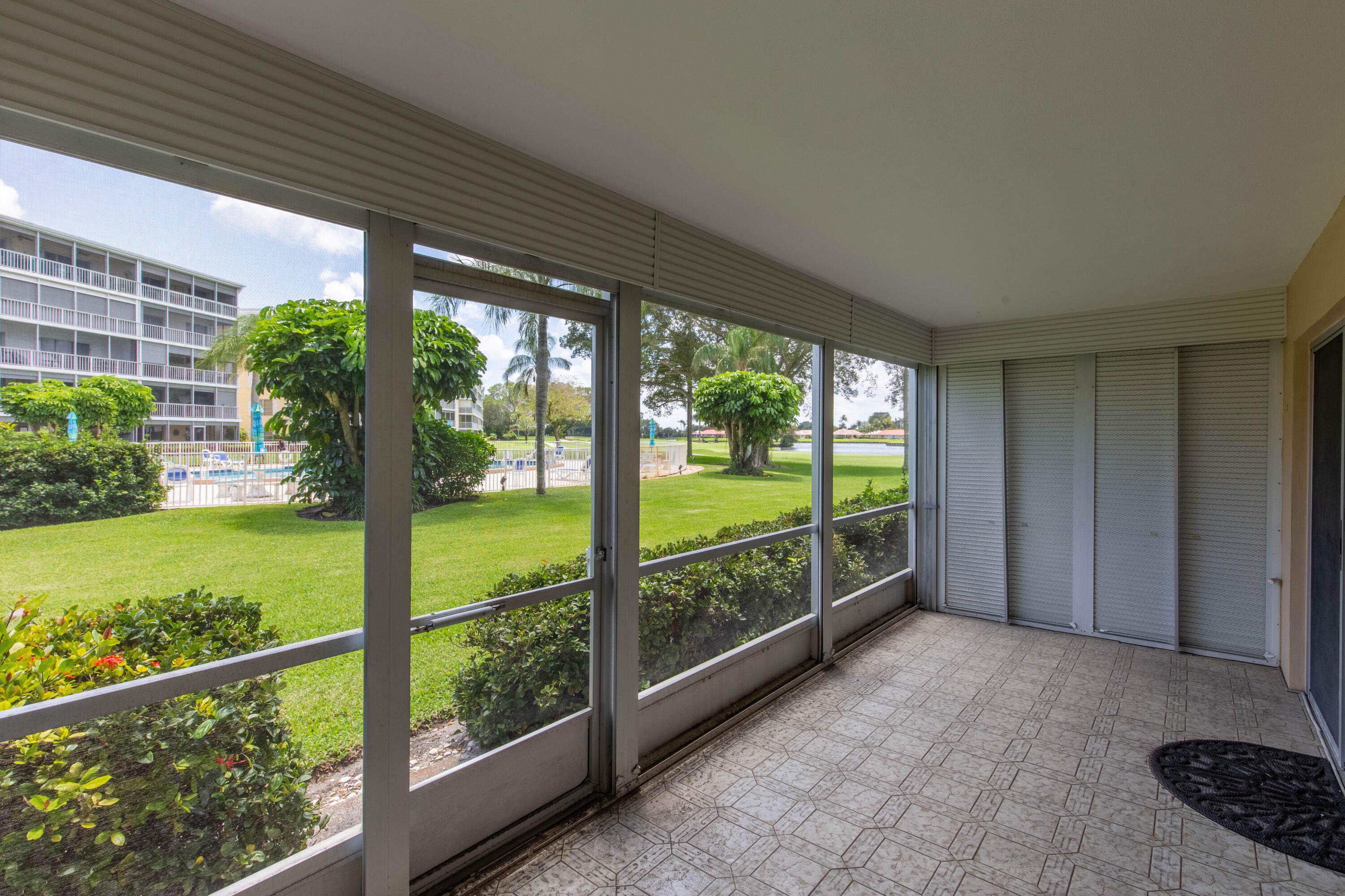 145 Boulevard 107