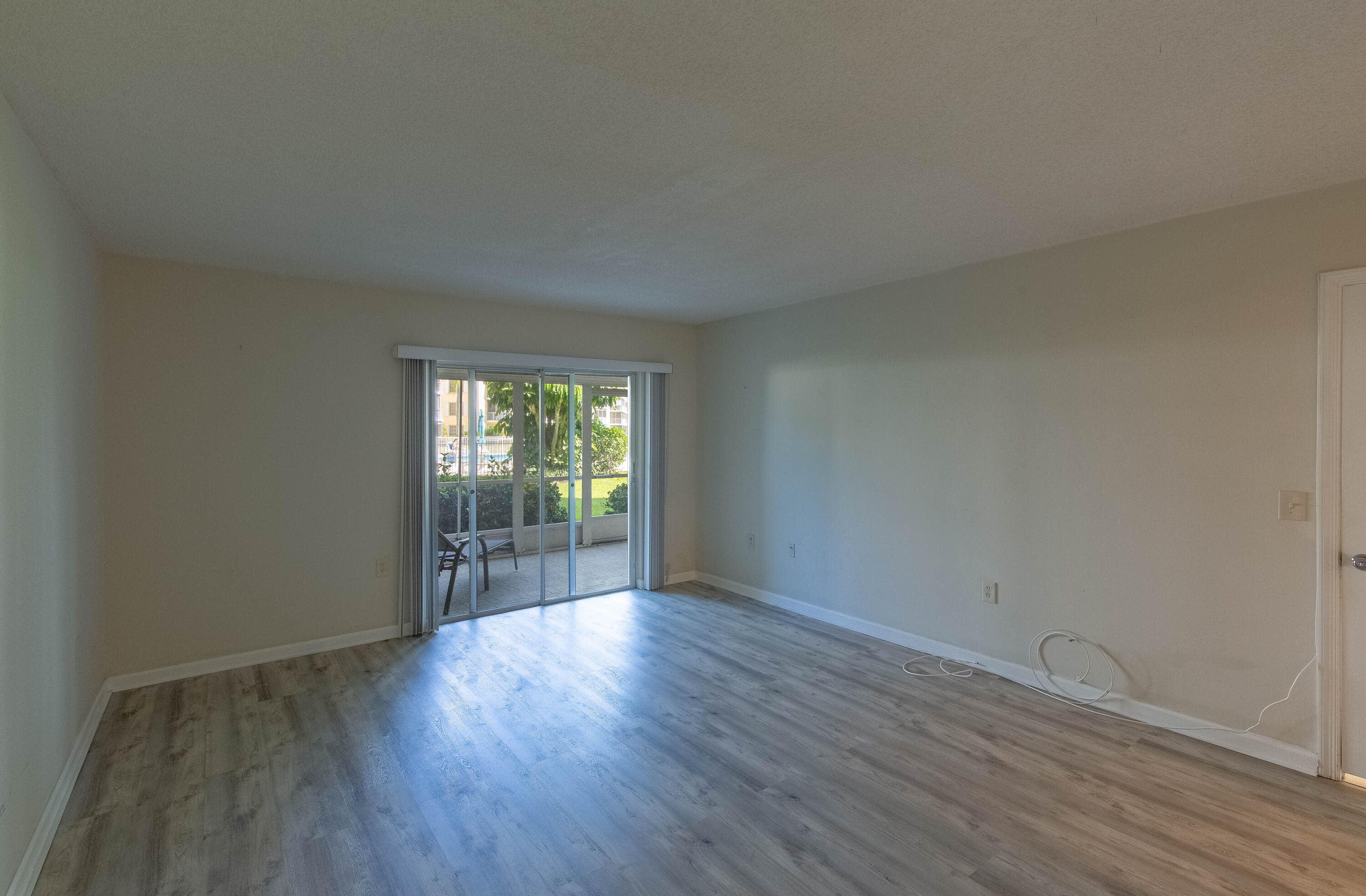145 Boulevard 107