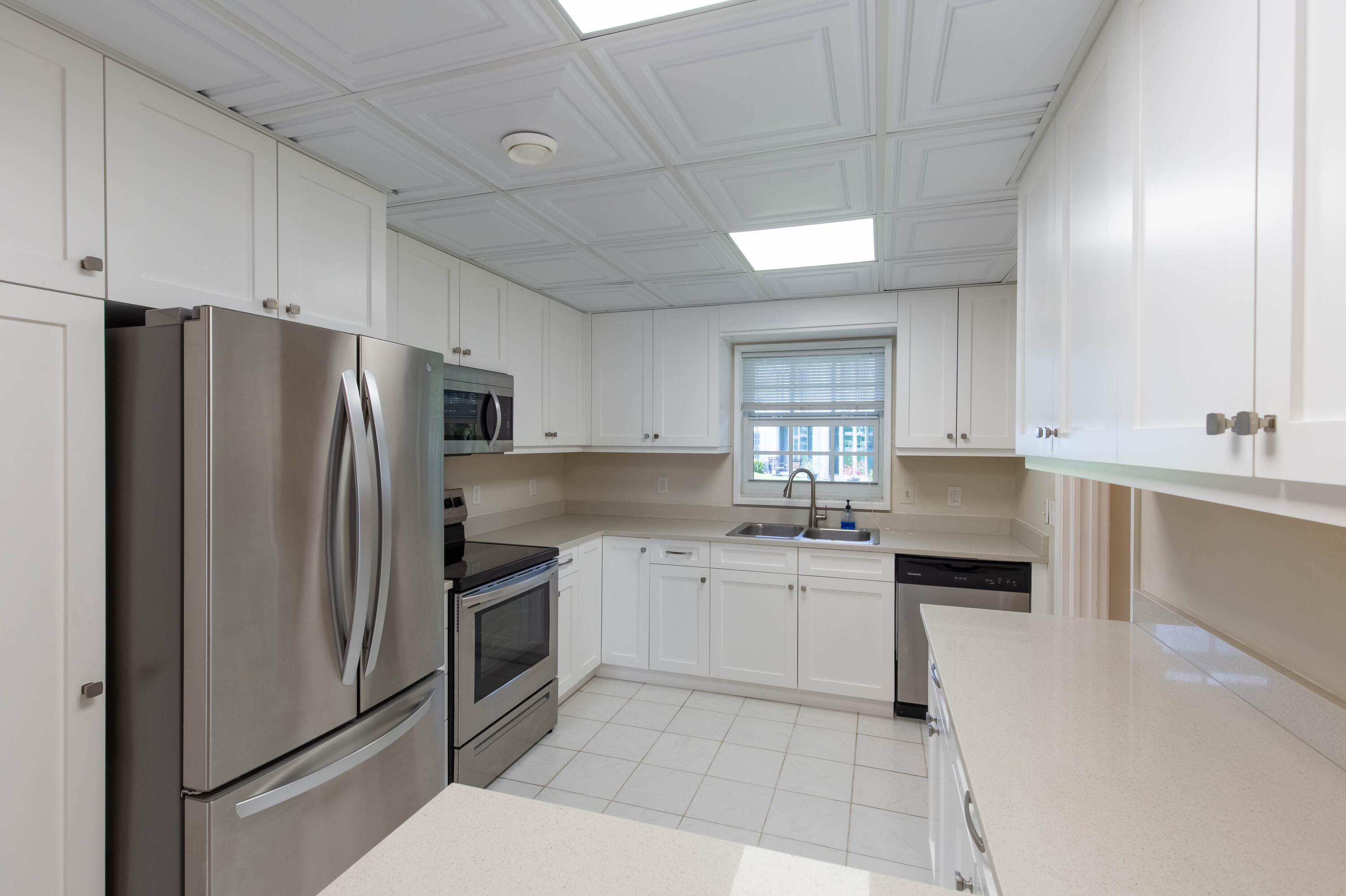 145 Boulevard 107
