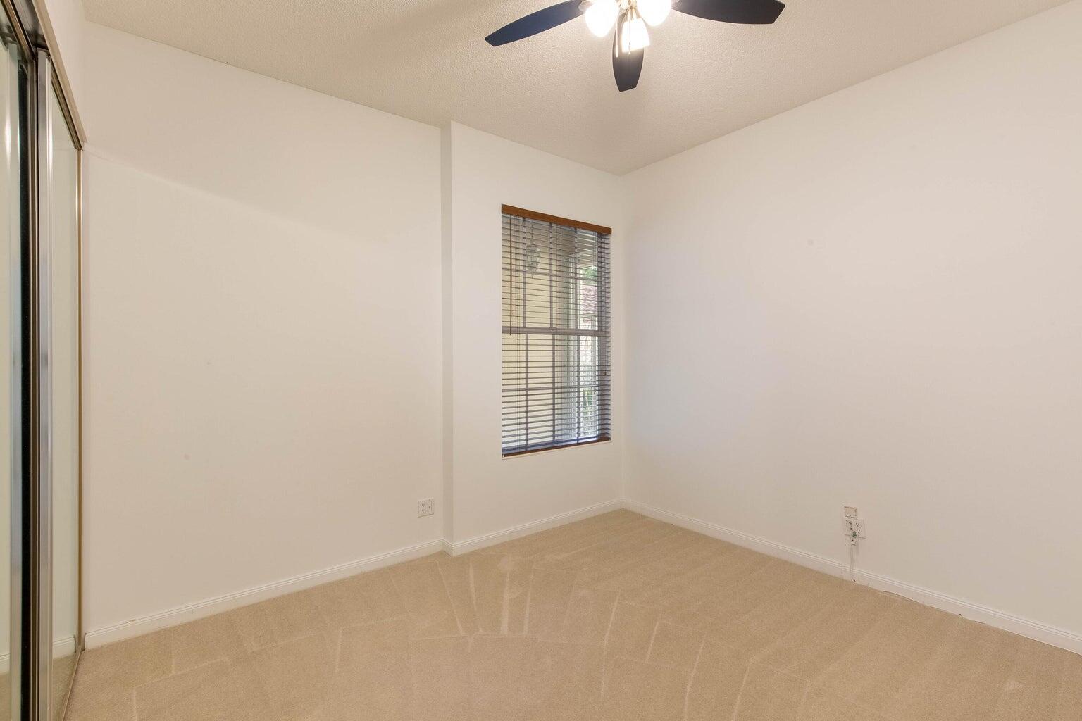 179 E Tall Oaks Circle