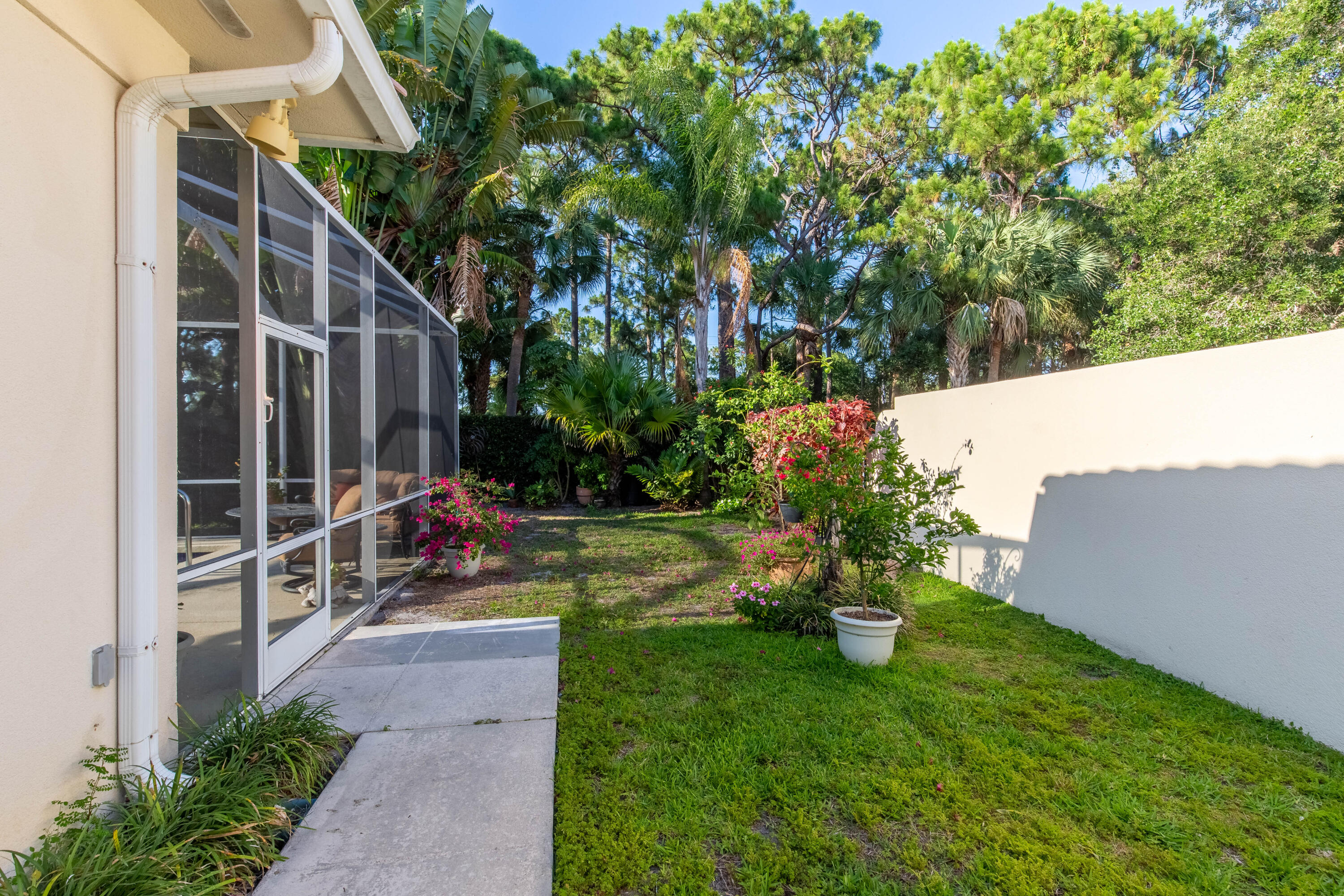 179 E Tall Oaks Circle