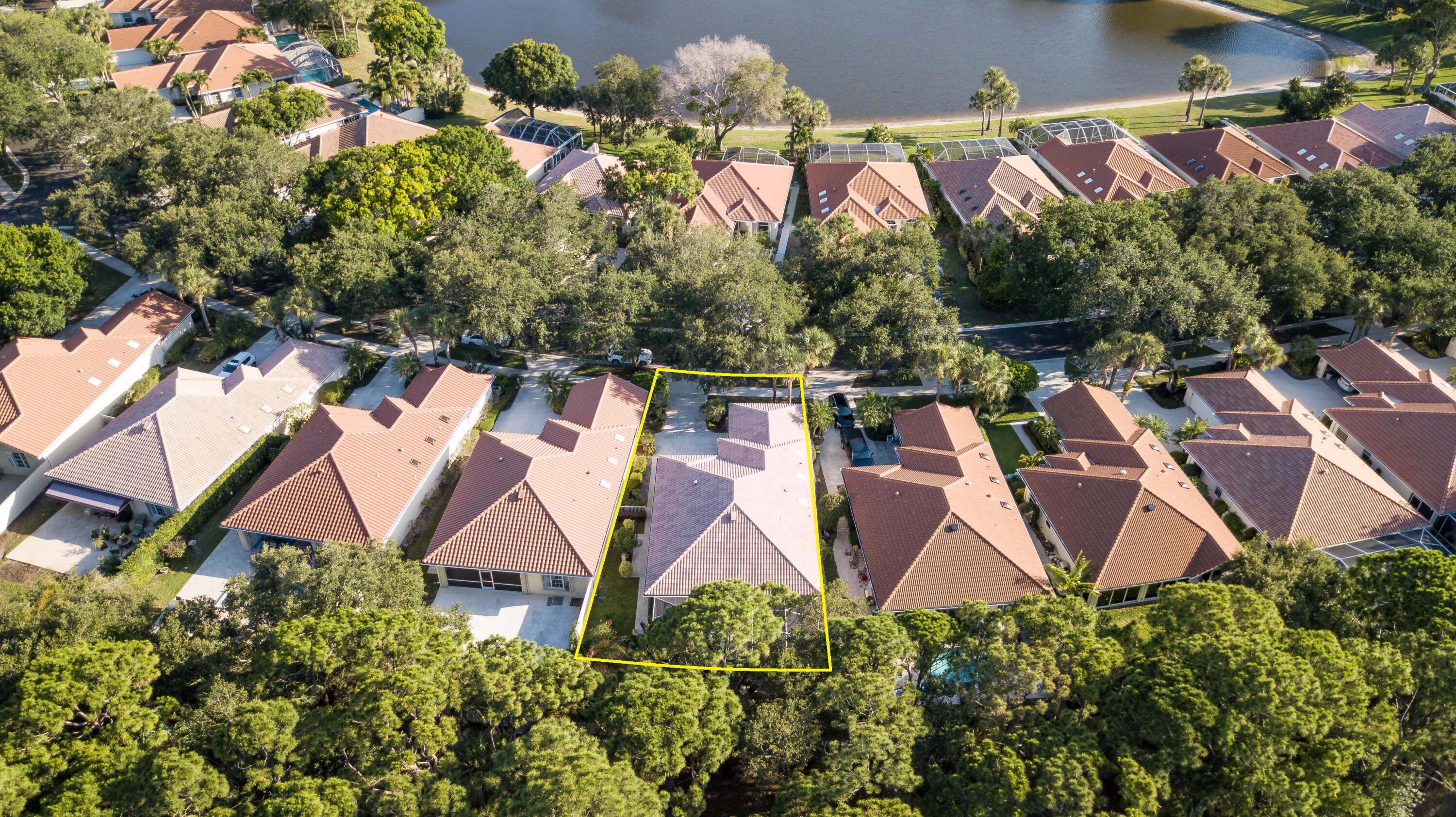 179 E Tall Oaks Circle