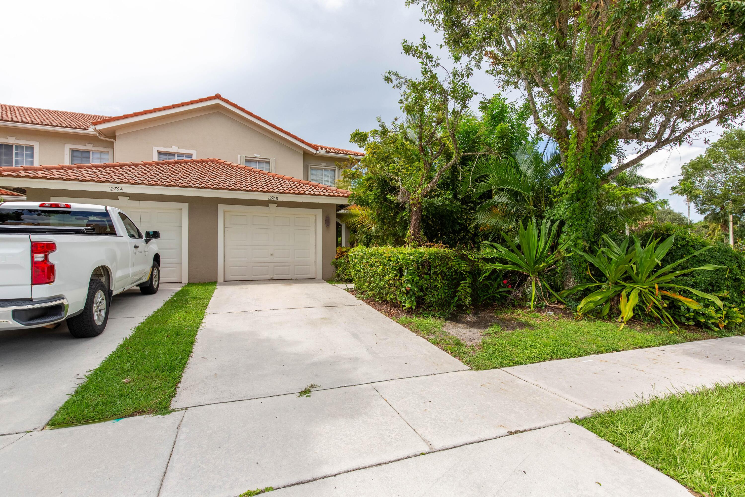 12768 Westhampton Circle
