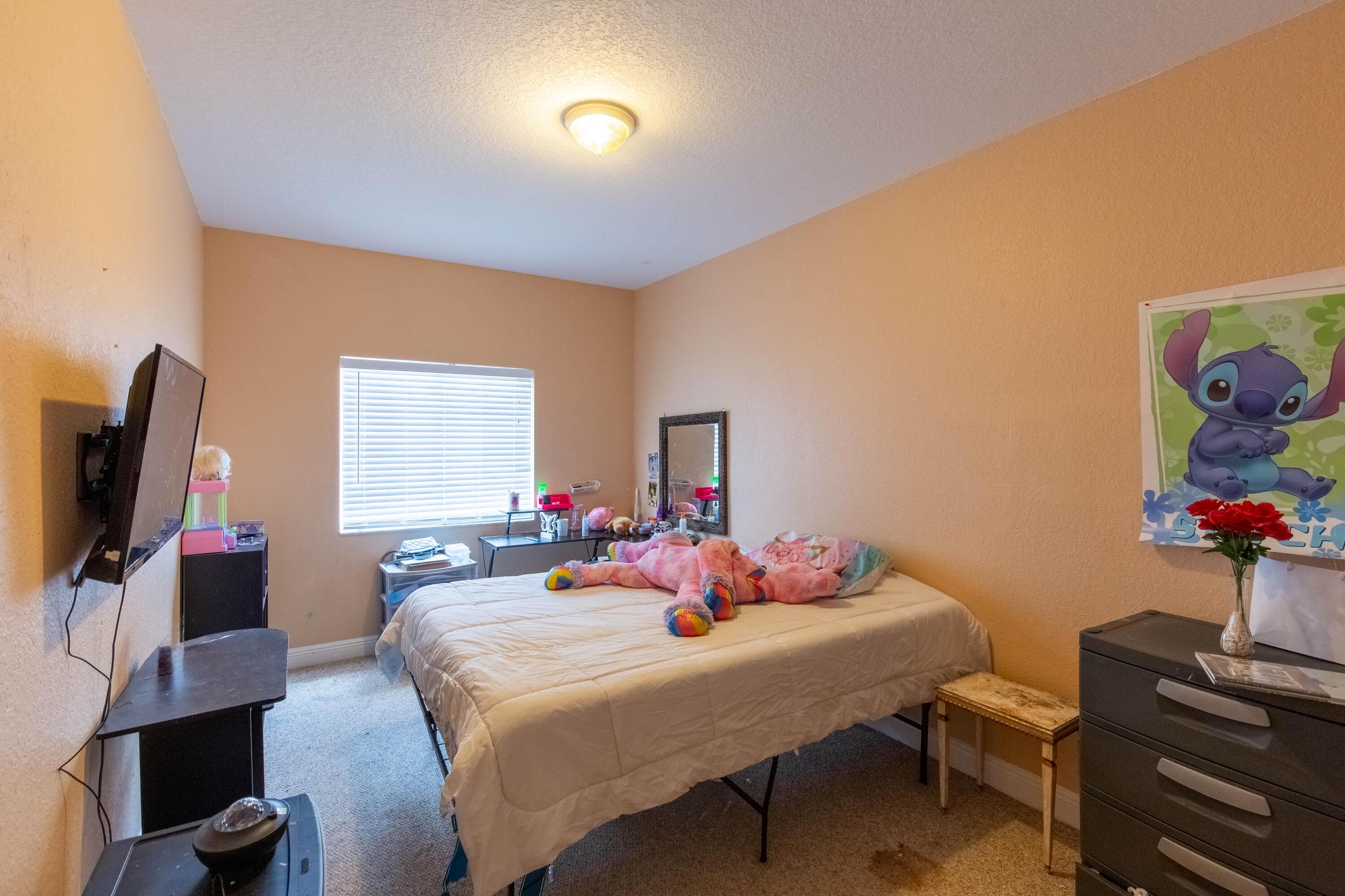 12768 Westhampton Circle