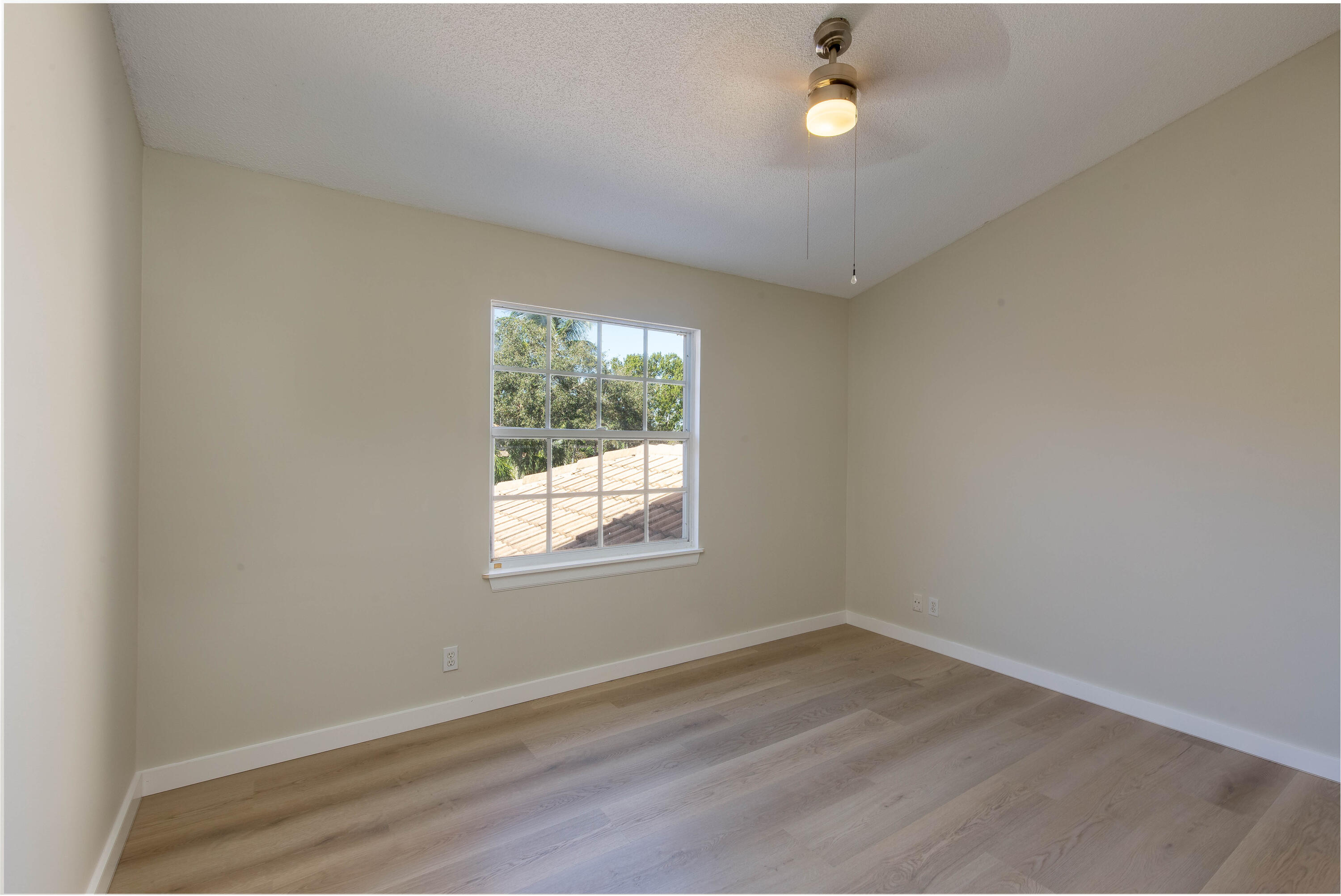 6954 Oak Bridge Lane