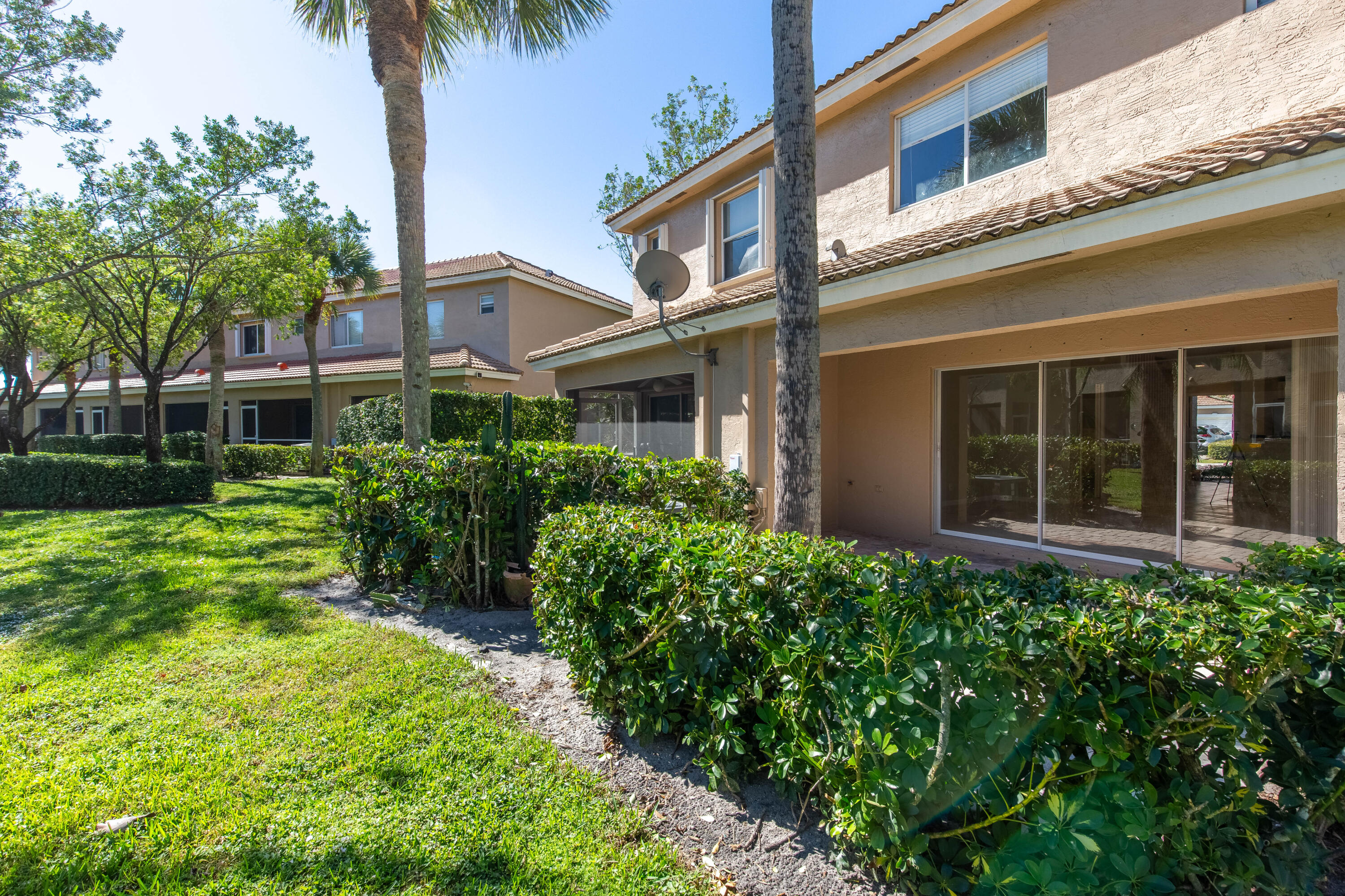 6954 Oak Bridge Lane