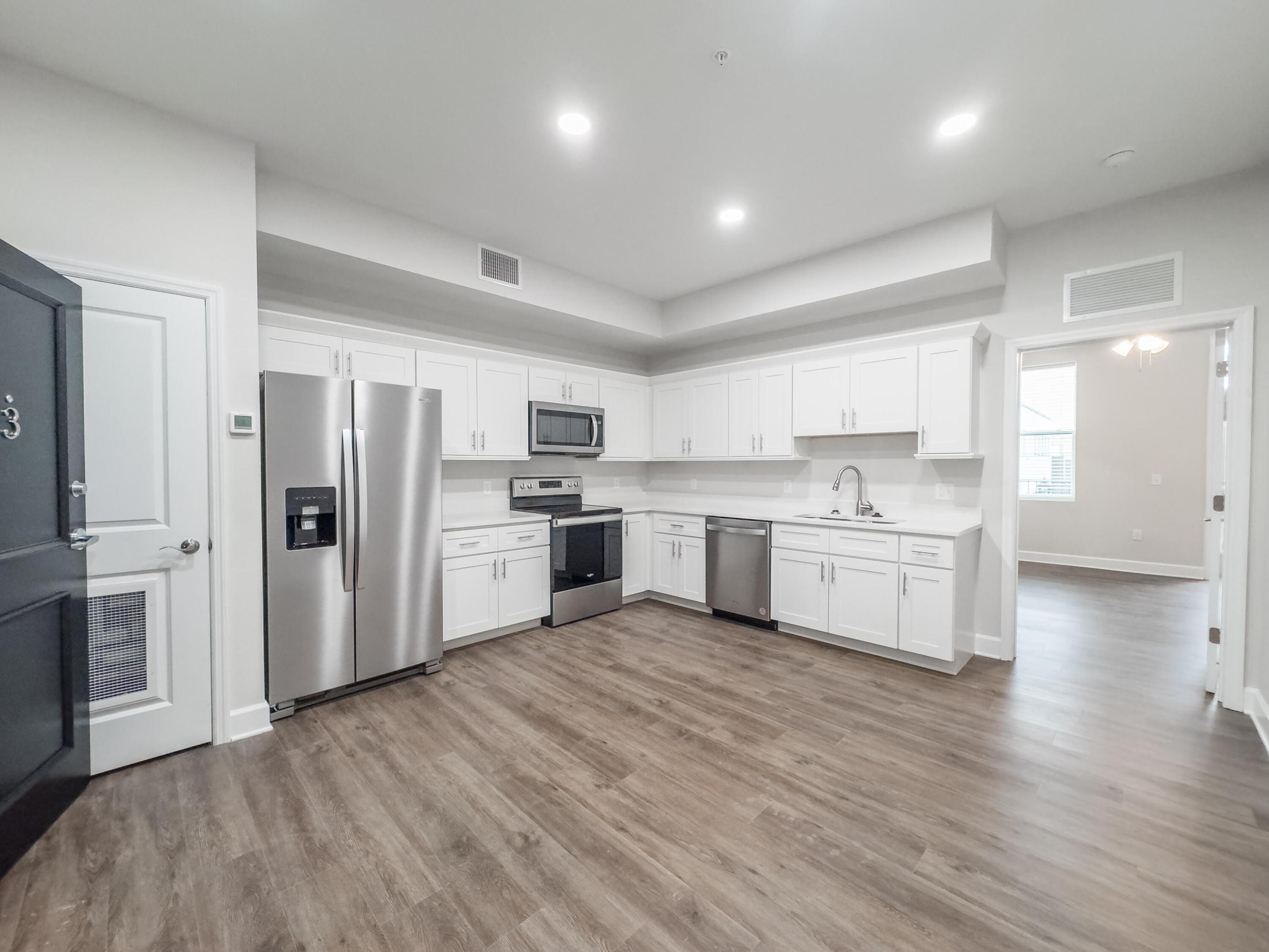 13 NE 1st Avenue 3