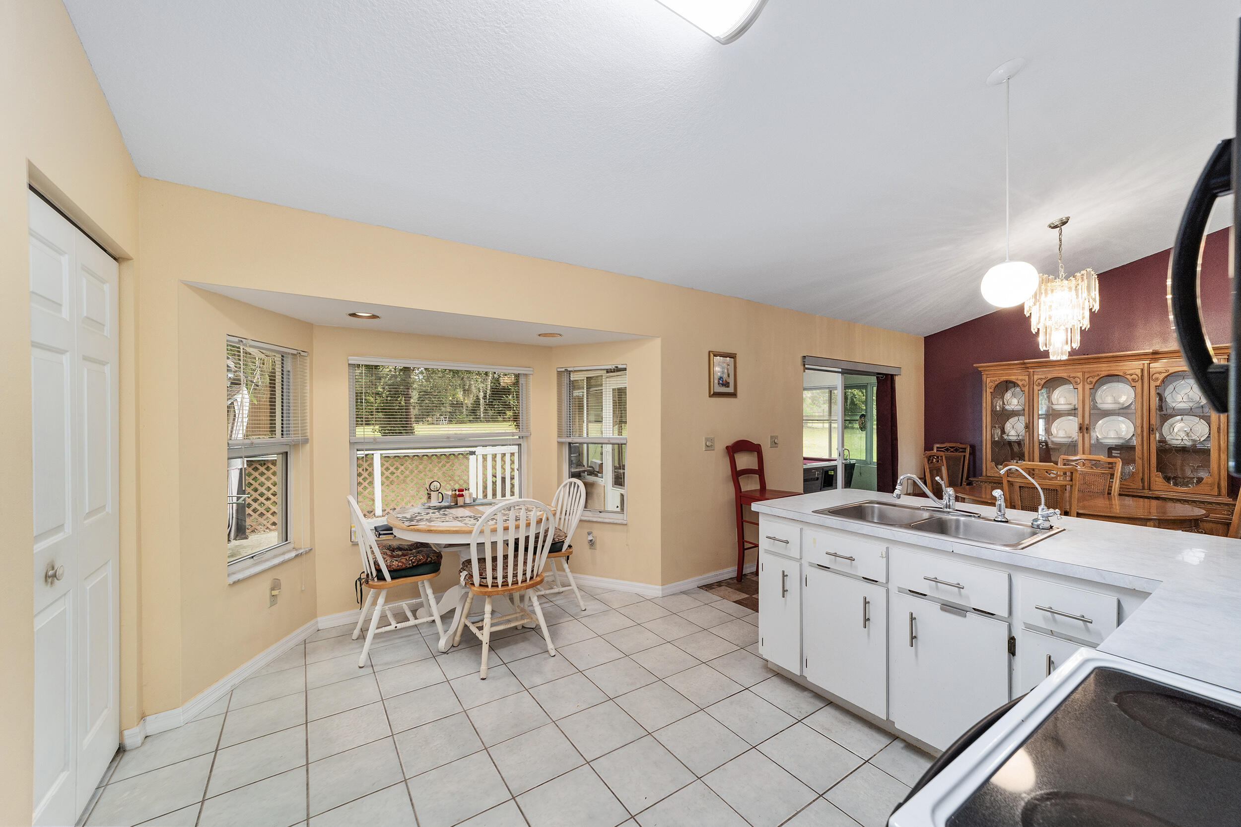 13371 NE Us Highway 27 Alt Highway