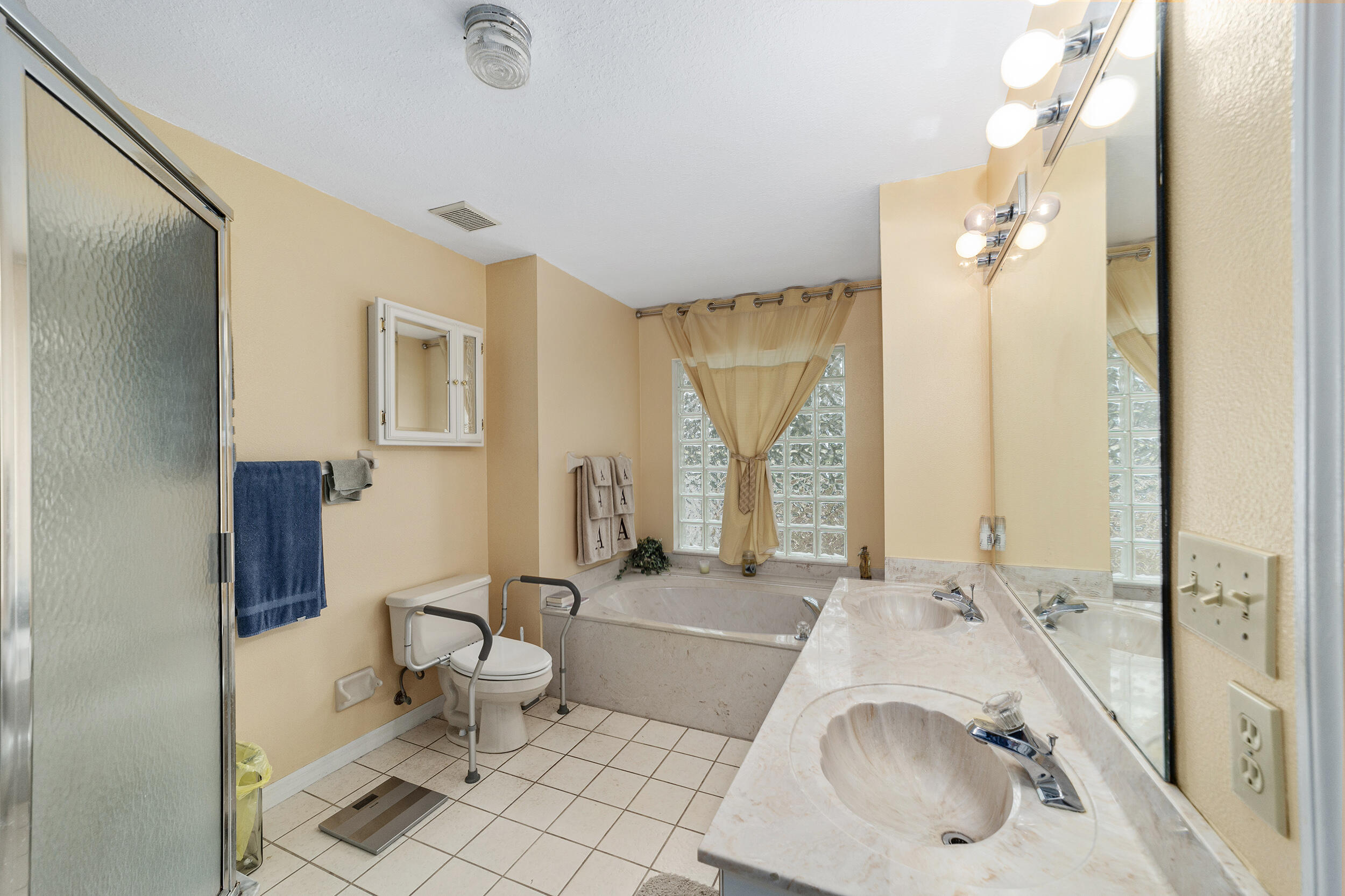 13371 NE Us Highway 27 Alt Highway